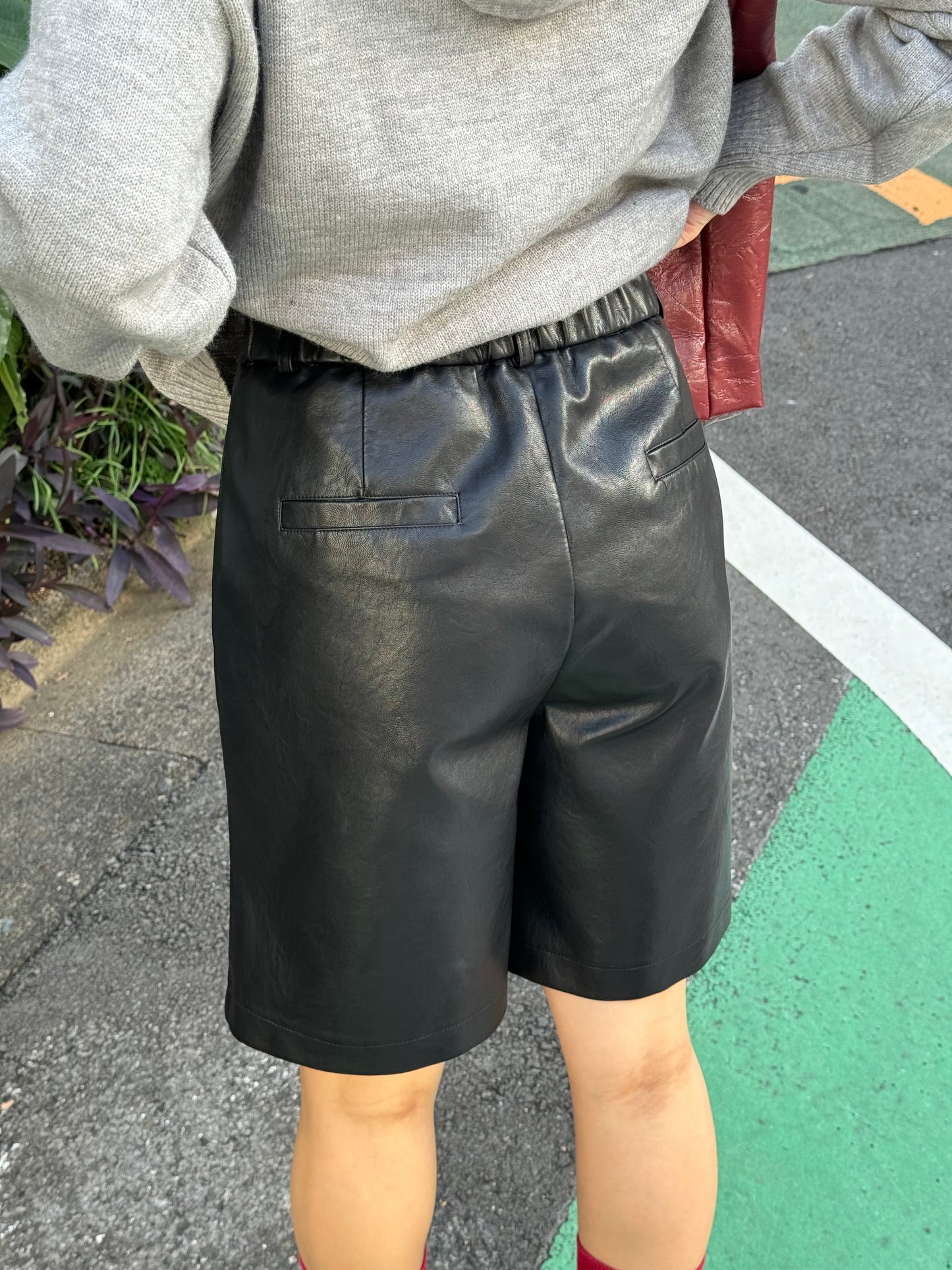 レザーハーフパンツ DPB47347