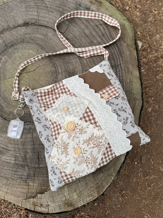 フラワーパッチワークショルダーバッグ DPC03002