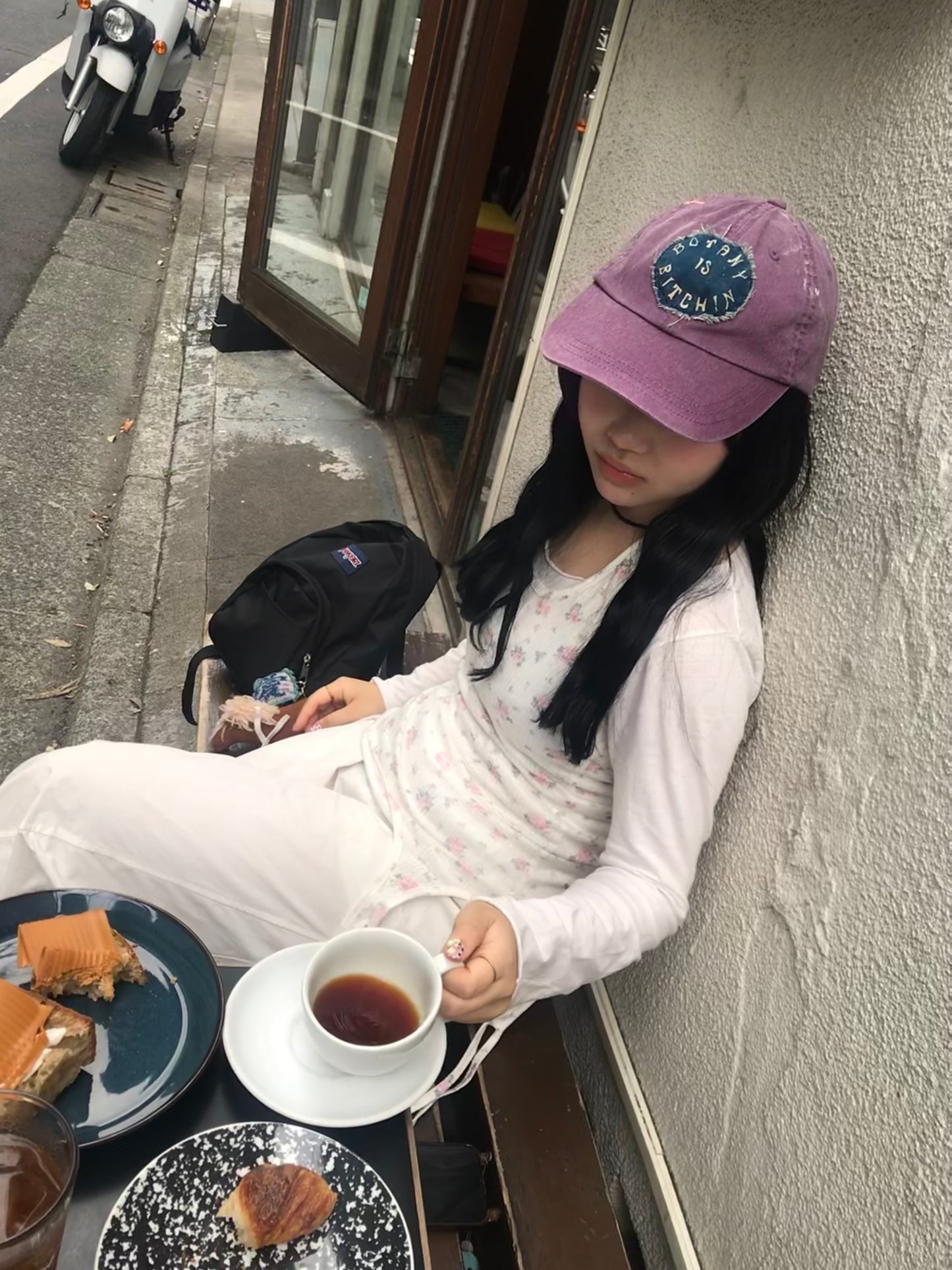 カーブバルーンホワイトパンツ DPC04092