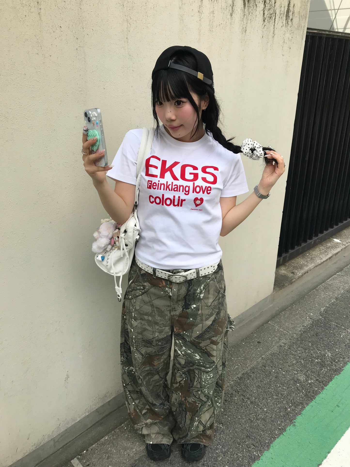レッドロゴフィットTシャツ DPB89273