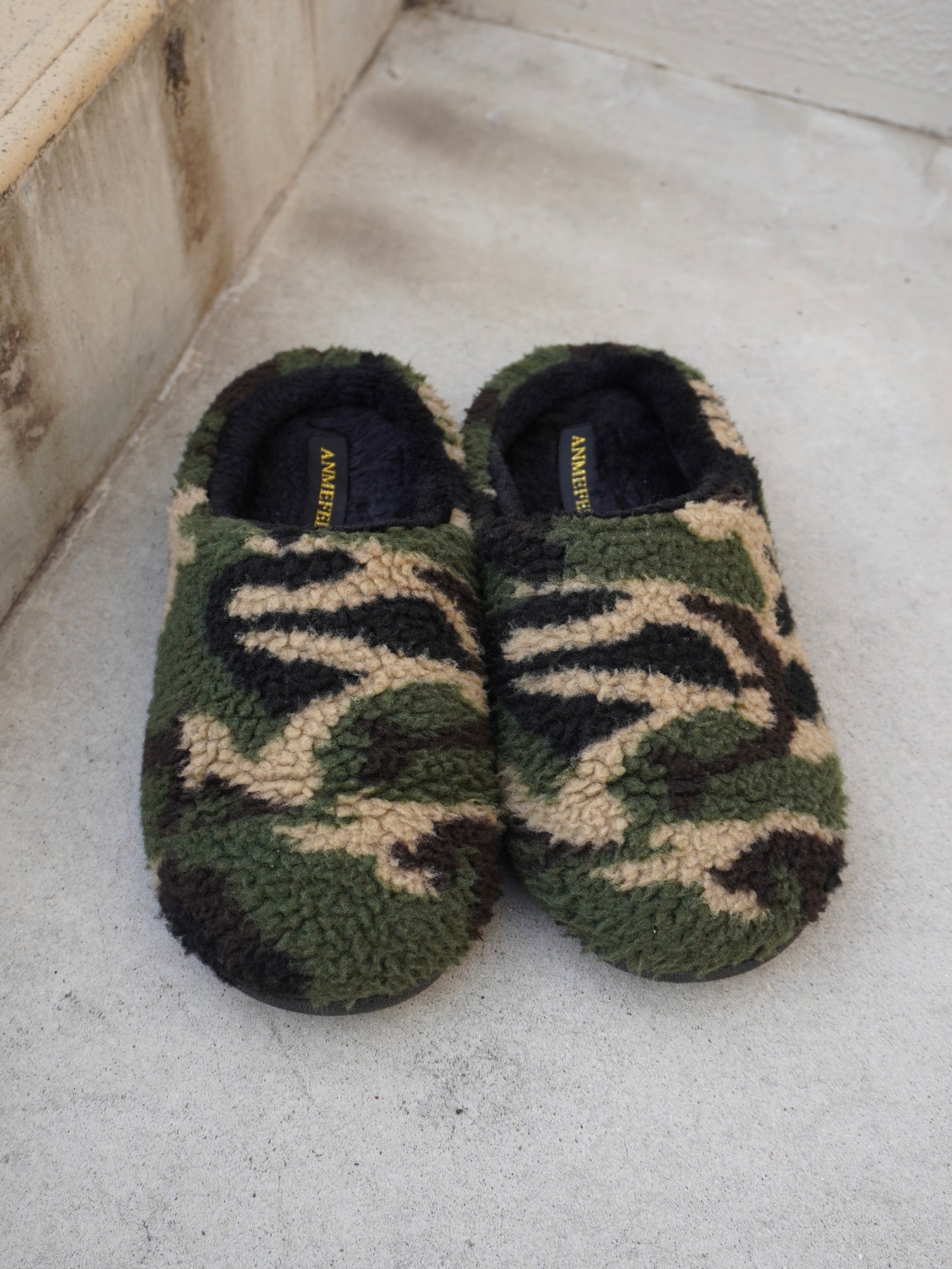 カモフラボアサンダル DPB85312