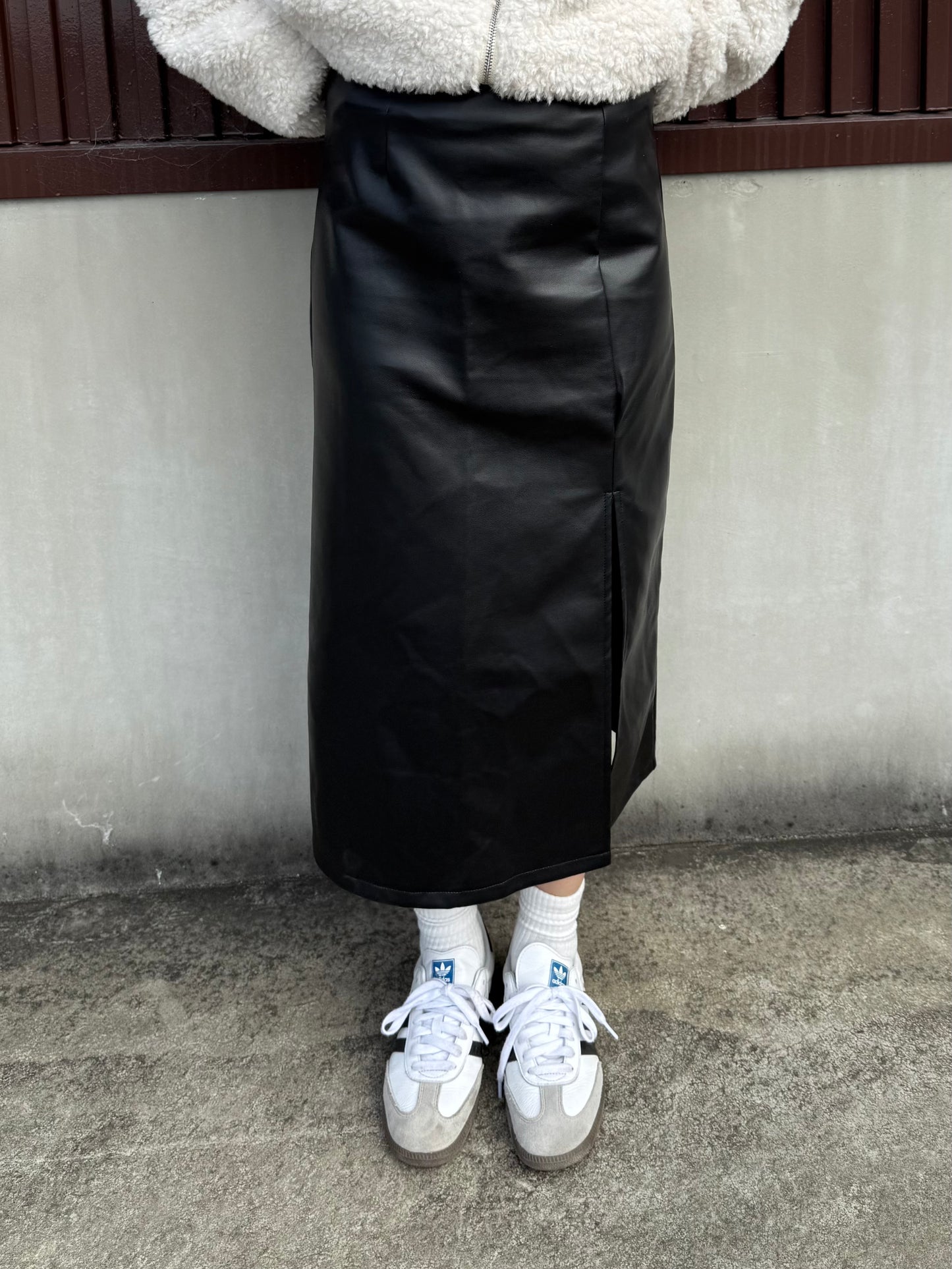 サイドカットレザーライクスカート DPB73562