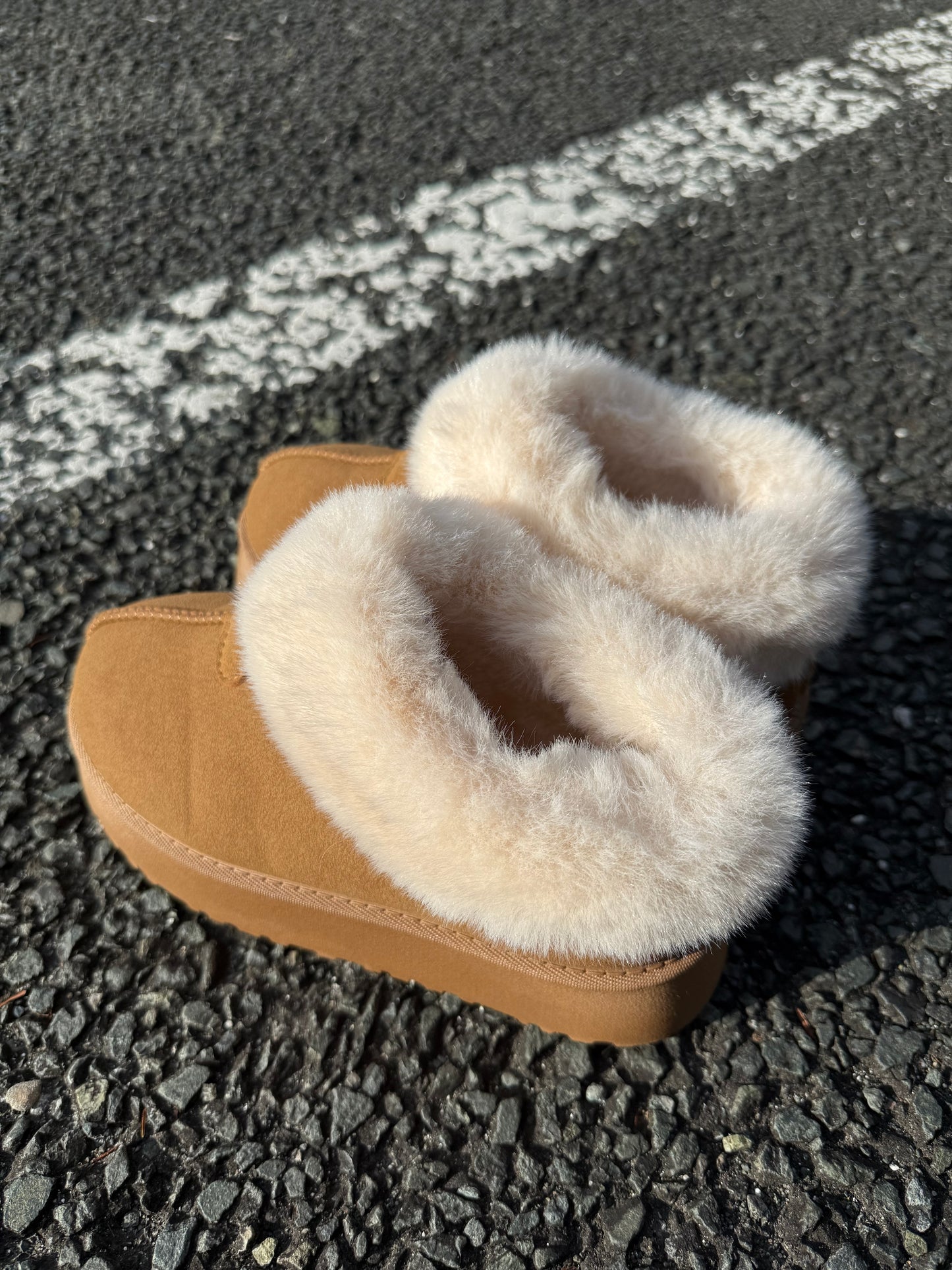 モコモコムートンブーツ DPB73457