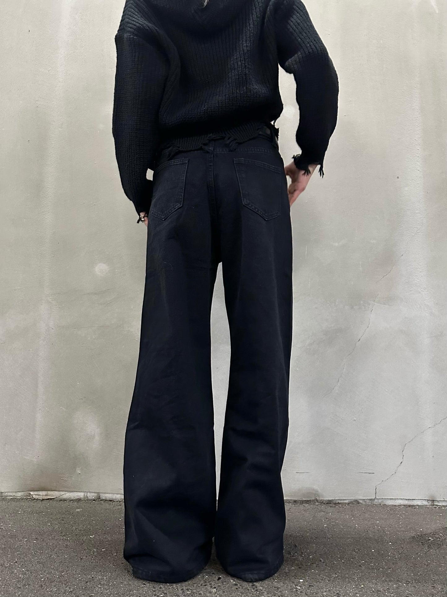 ブラックバギーパンツ DPB26630