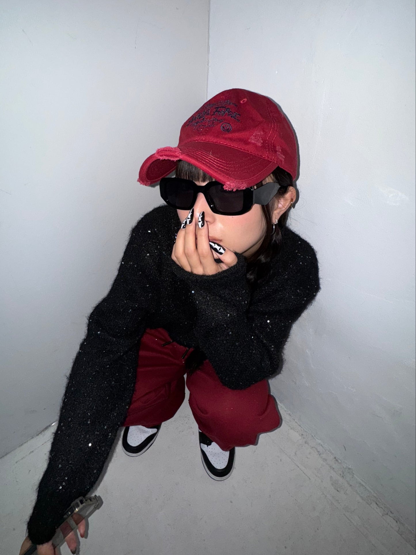 Vネックラメニット DPB86142