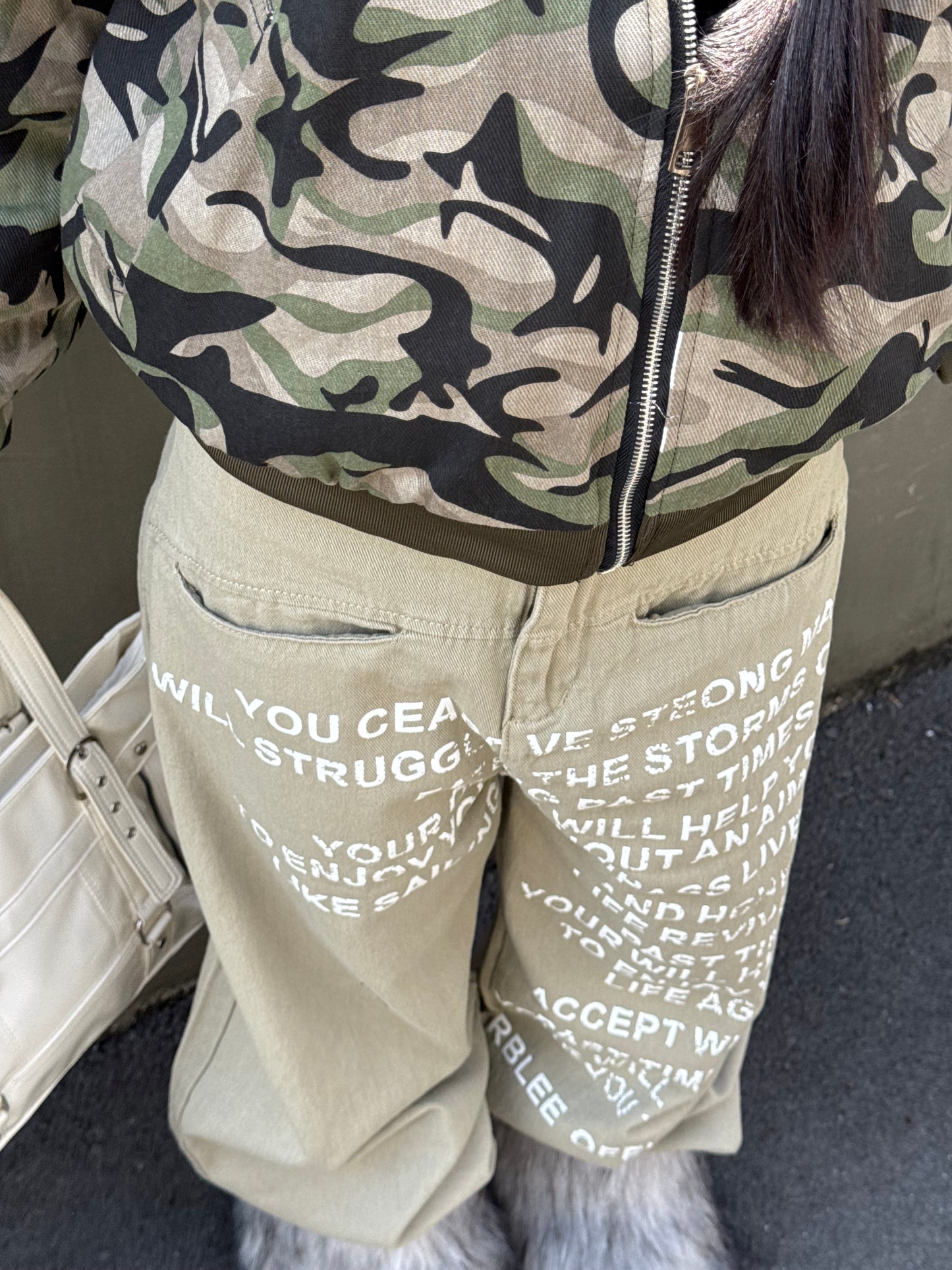 レタリングデザインパンツ DPB86149