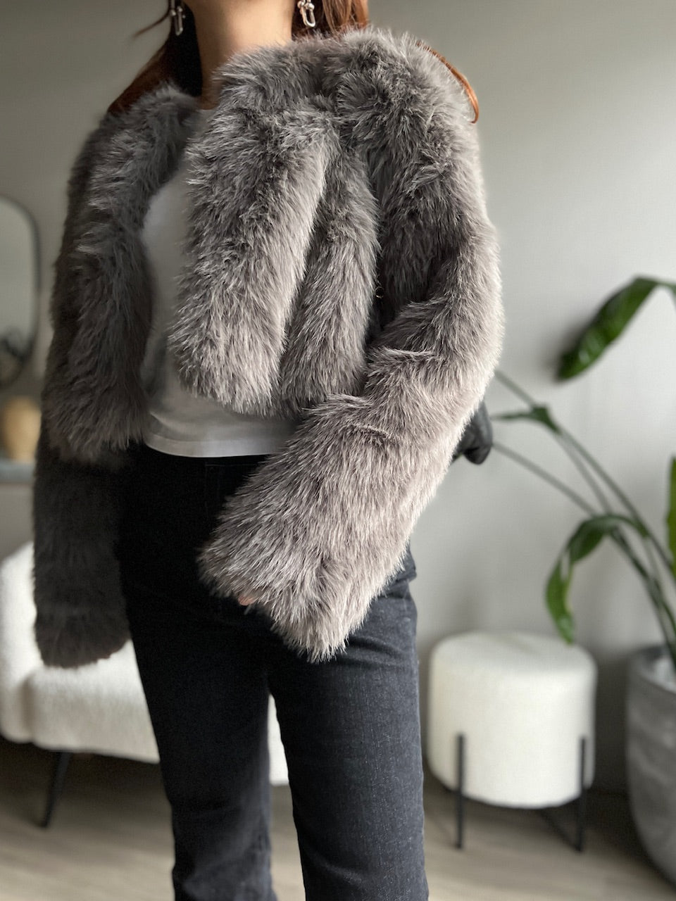 フェイクファーショートジャケット DPB56346