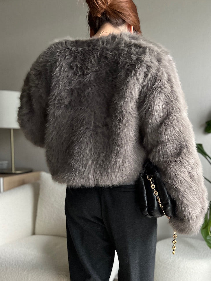 フェイクファーショートジャケット DPB56346