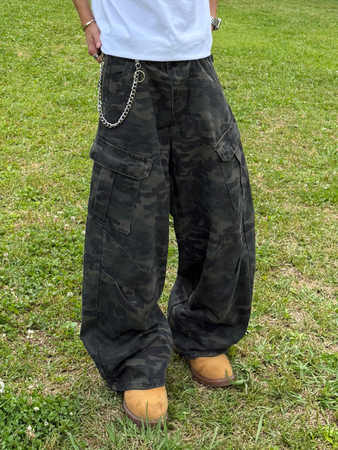 Kenshin_ダークカラーカモフラデニムパンツ DPB73413