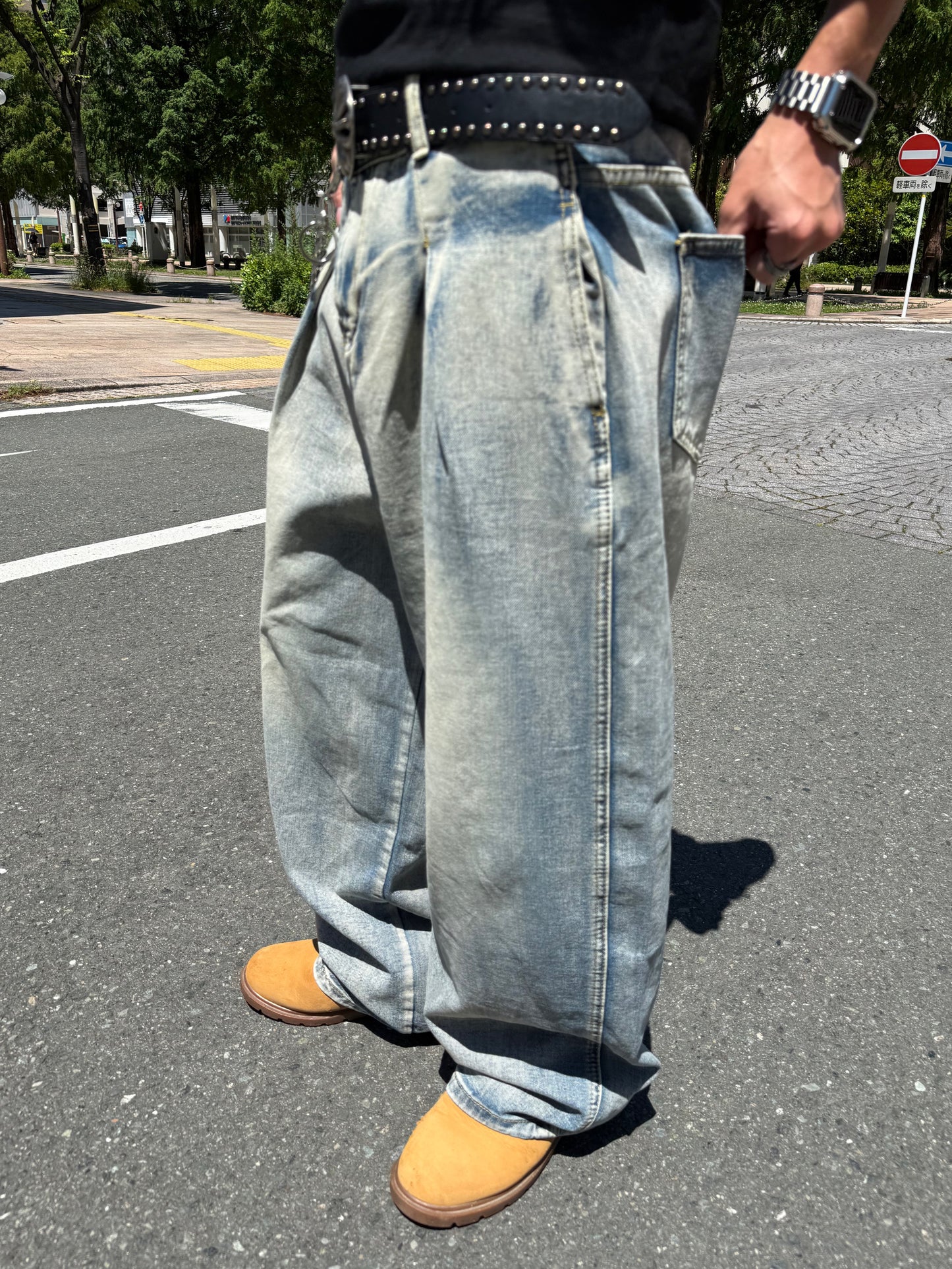 ウォッシュ加工デニムパンツ DPB90207
