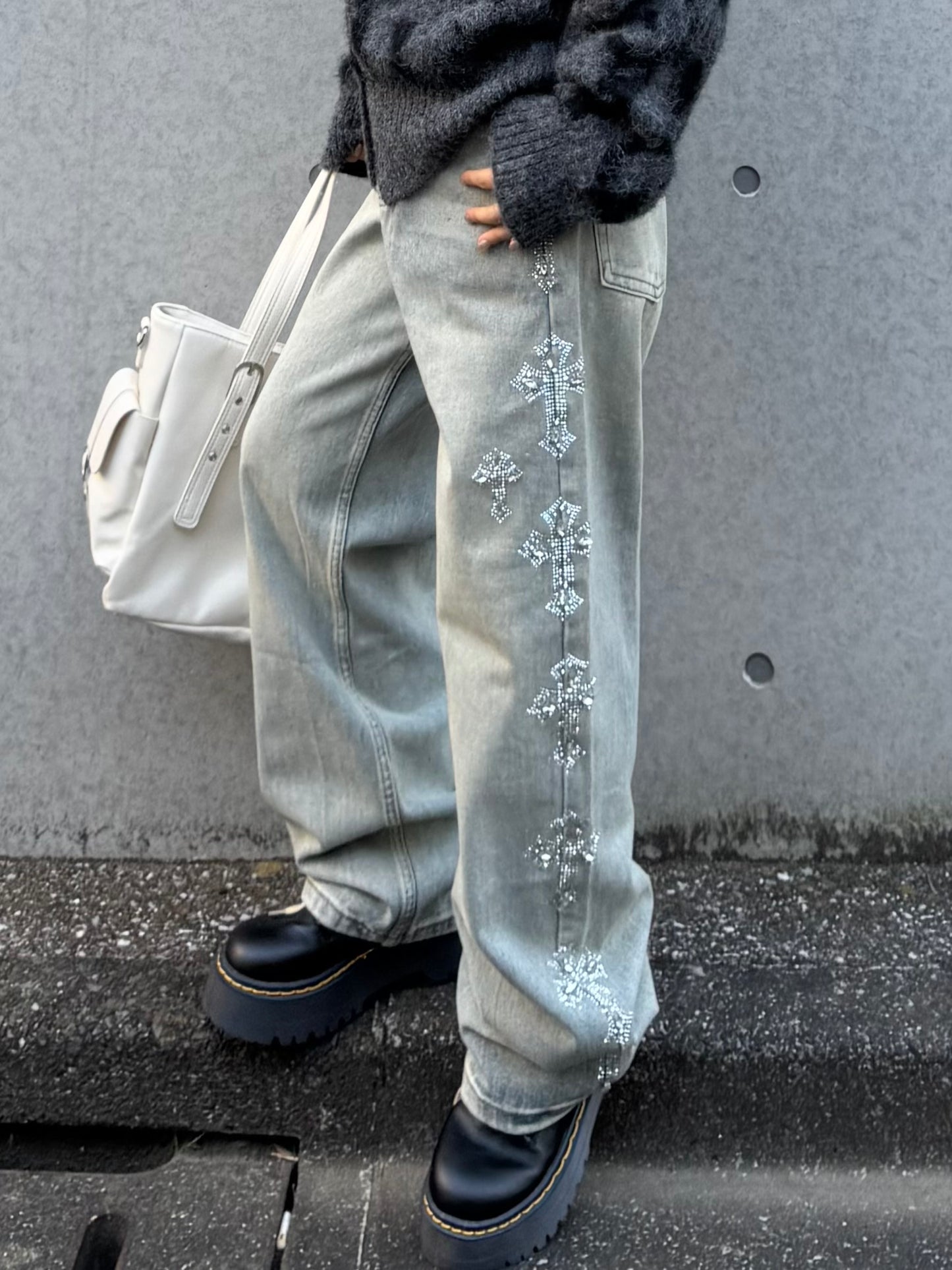 サイドクロスビジューデニムパンツ DPB86169