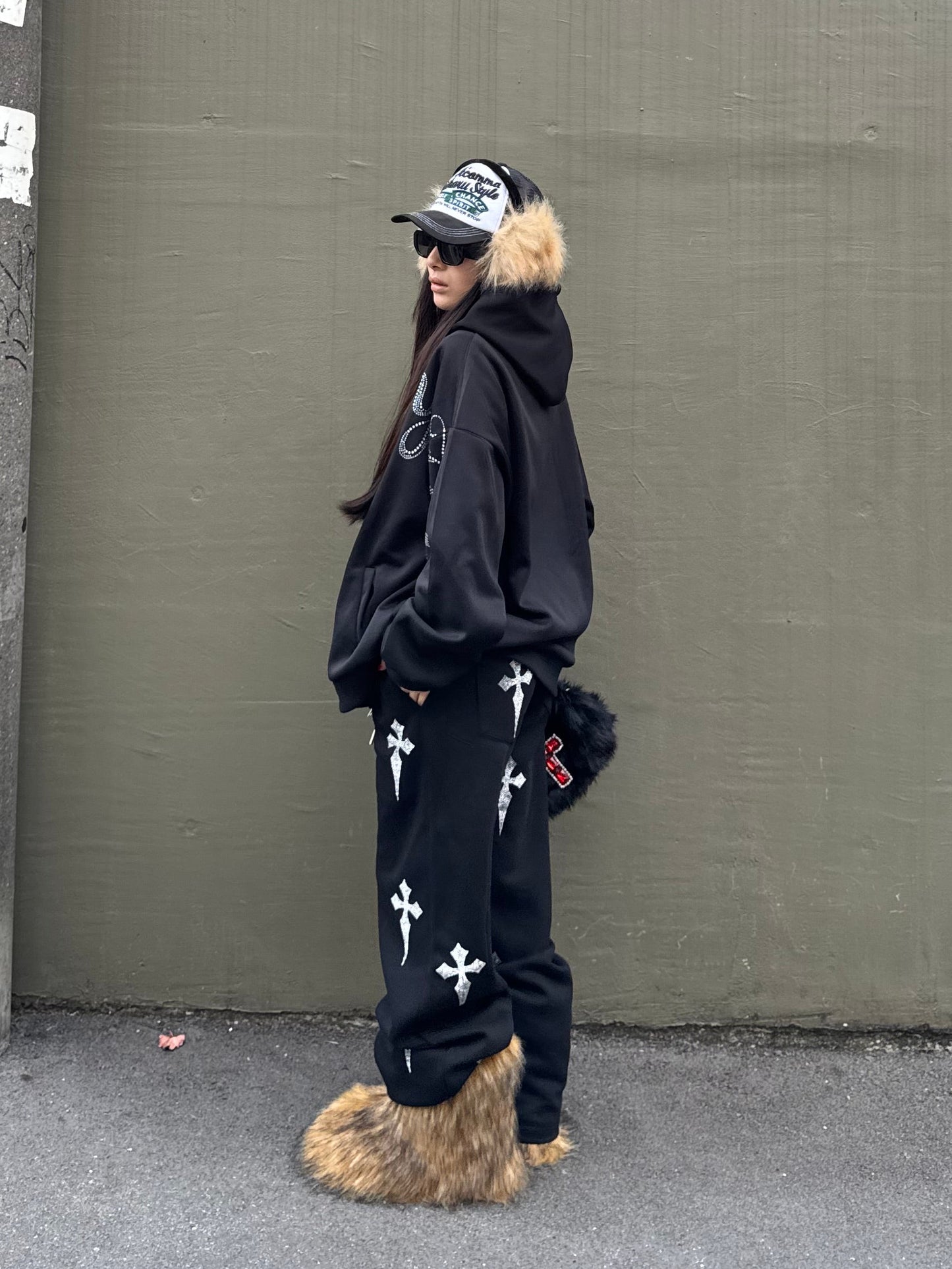 ビッグラメロゴパーカー DPB86156