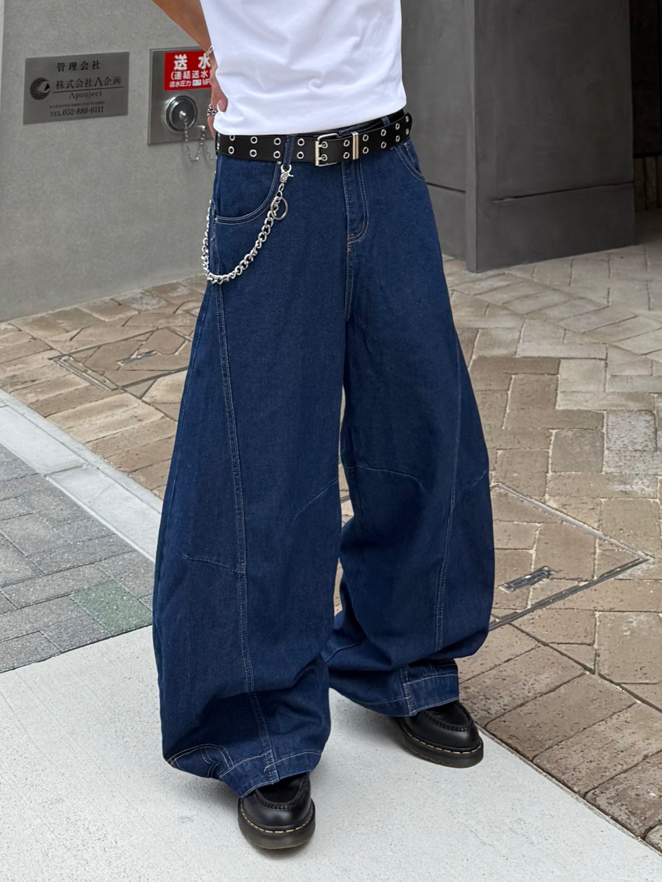HOLDAONEデニムパンツ DPB90011