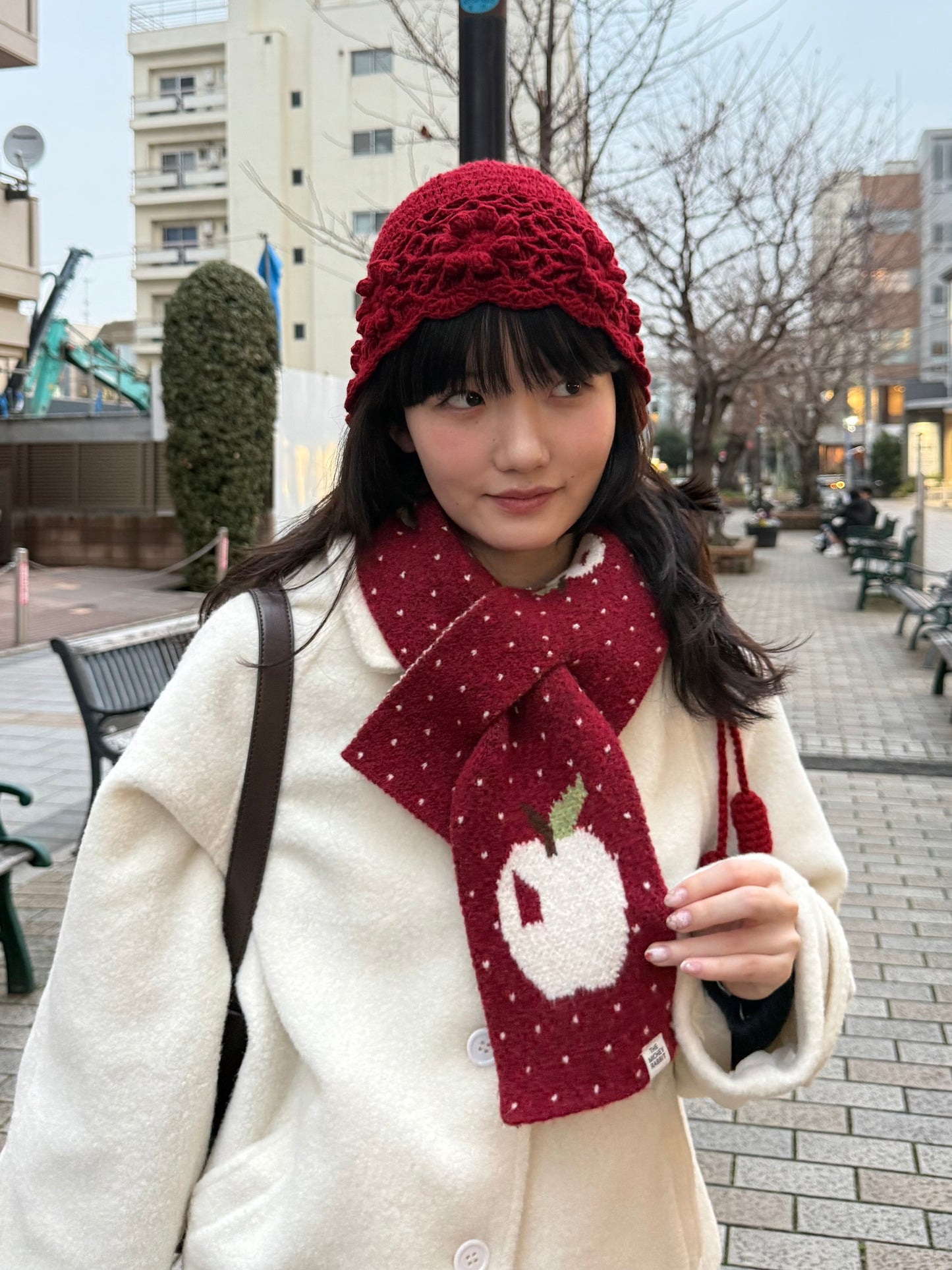 ホワイトアップルスカーフ DPA43750