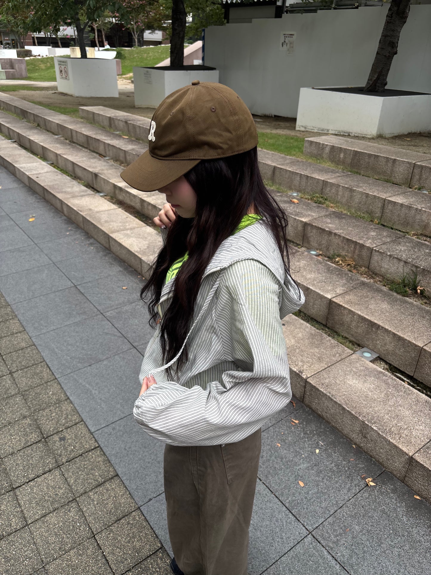 ストライプマウンテンパーカー DPB89081