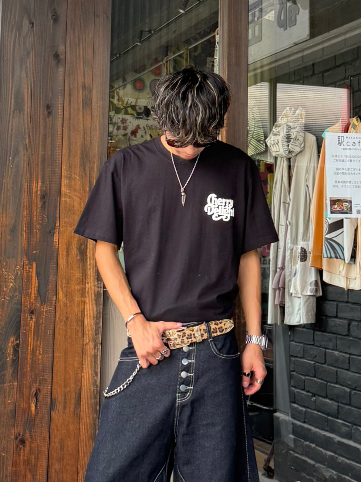 Kenshin_ユニセックスグラフィックTシャツ DPB73374