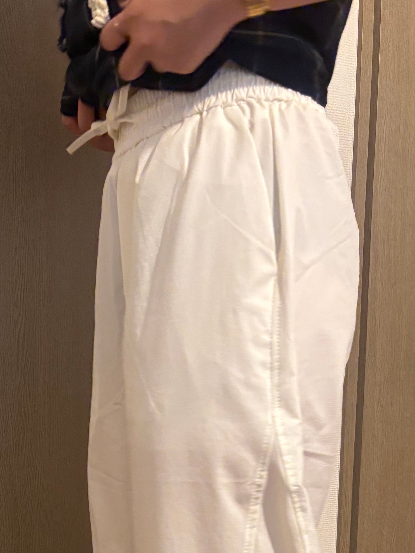 カーブバルーンホワイトパンツ DPC04092