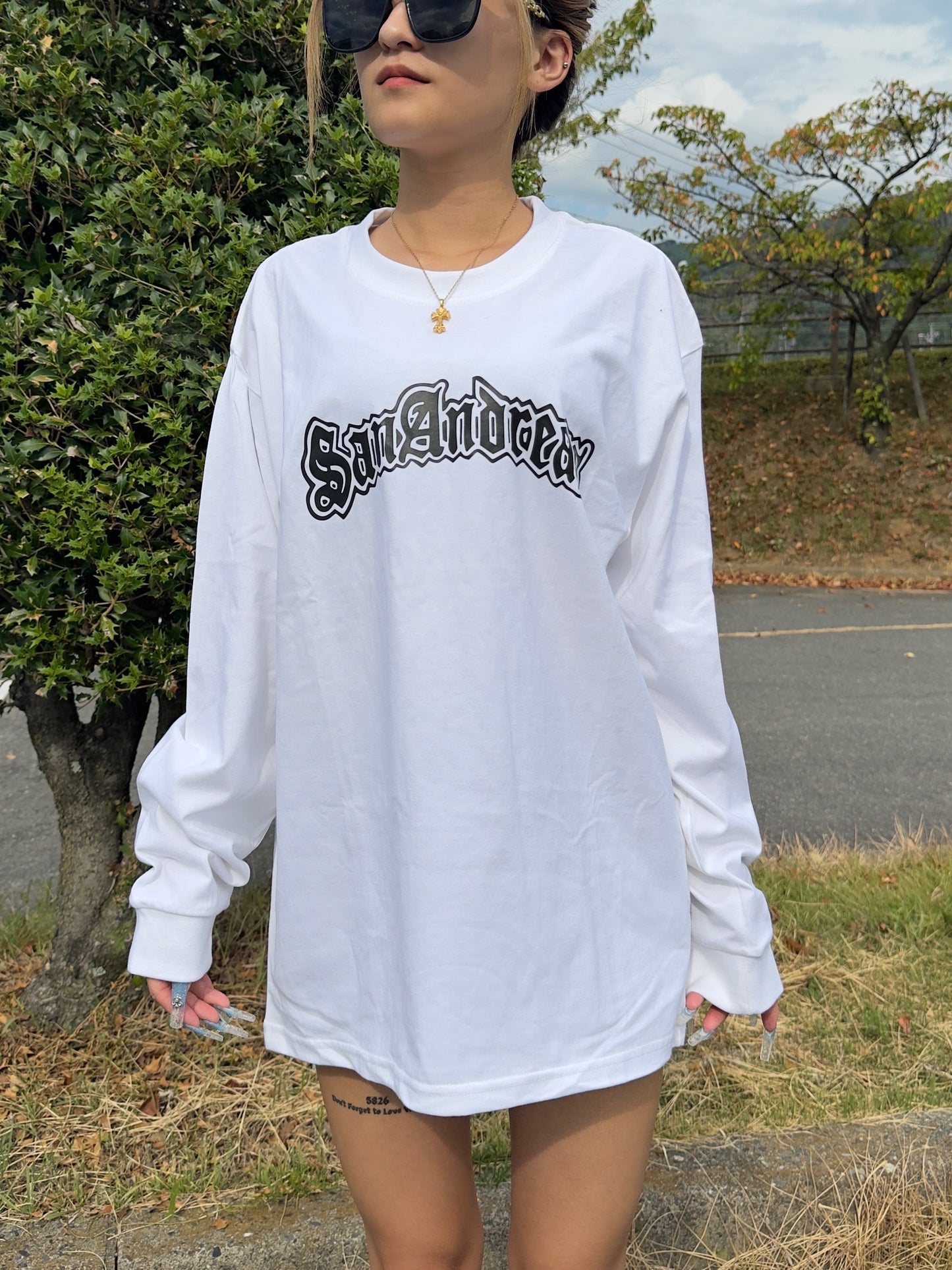 ロゴロングスリーブTシャツ DPB42454