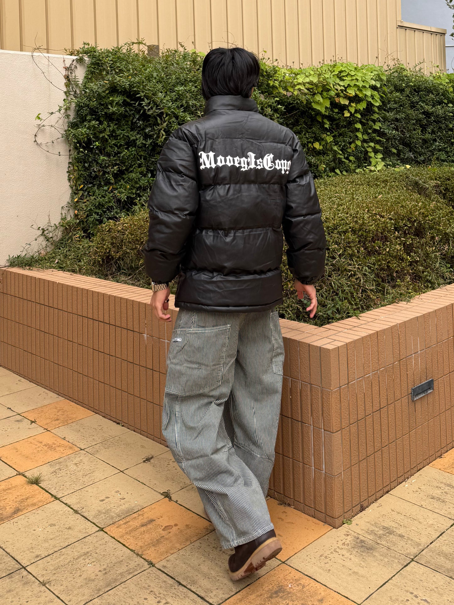 バックロゴアウター DPB90075