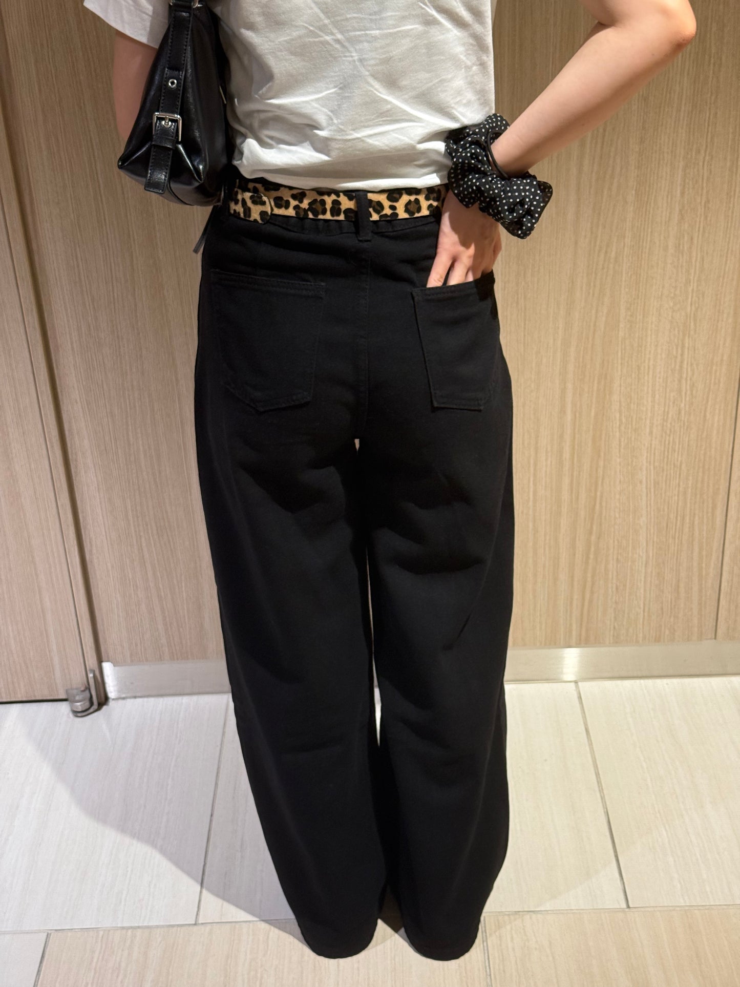 ブラックワイドパンツ DPB93004