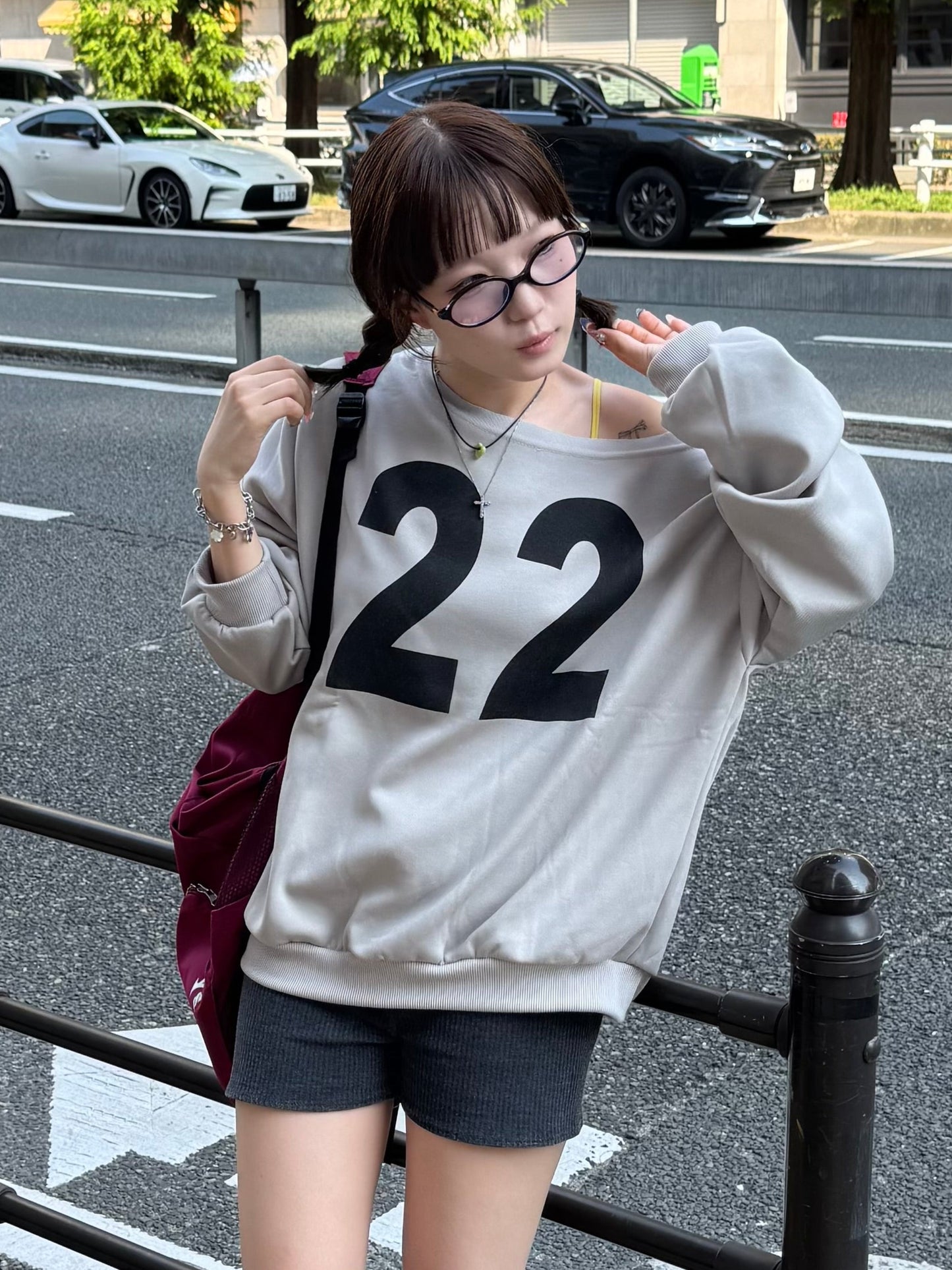 22ロゴオフショルスウェット DPB85293