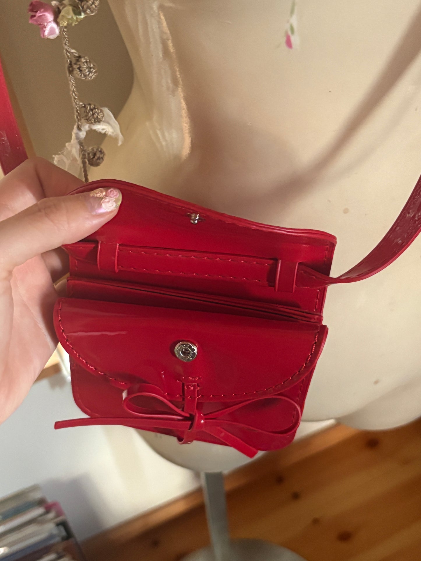 エナメルリボンポシェット DPA43711