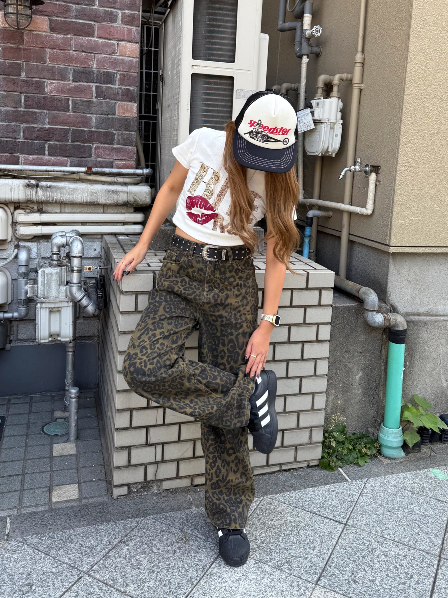 ユニセックスレオパードデニムパンツ DPB73451