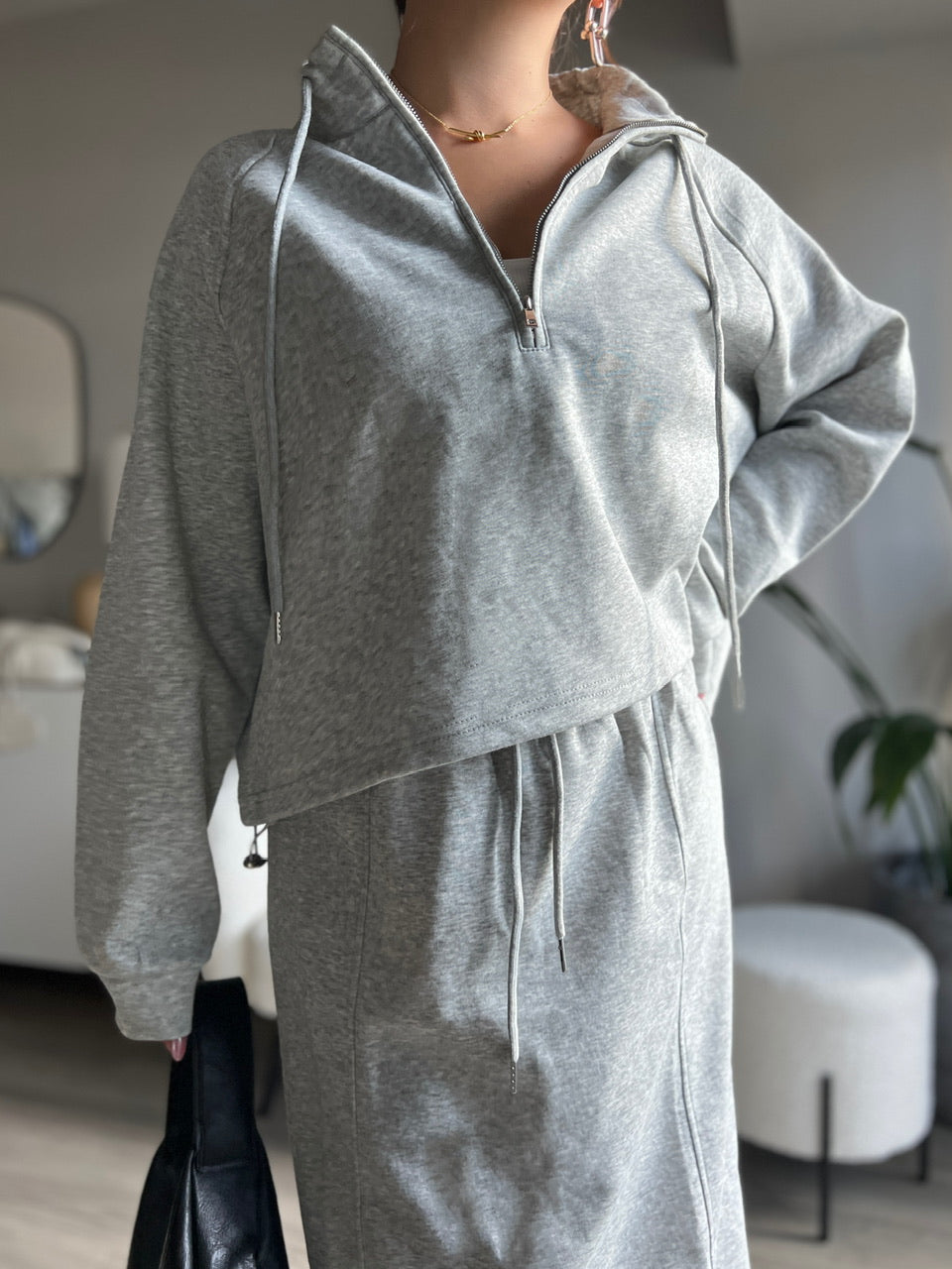 スタンドカラースウェットパーカー DPB56327