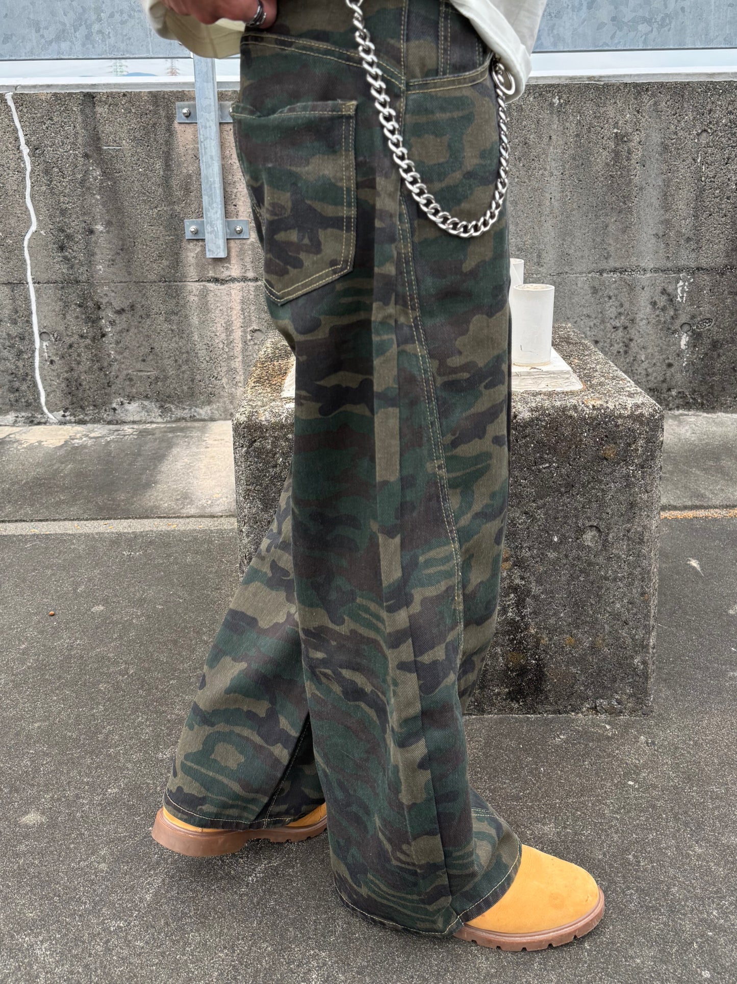 【即納】カモフラカーブシルエットパンツ DPB90226S