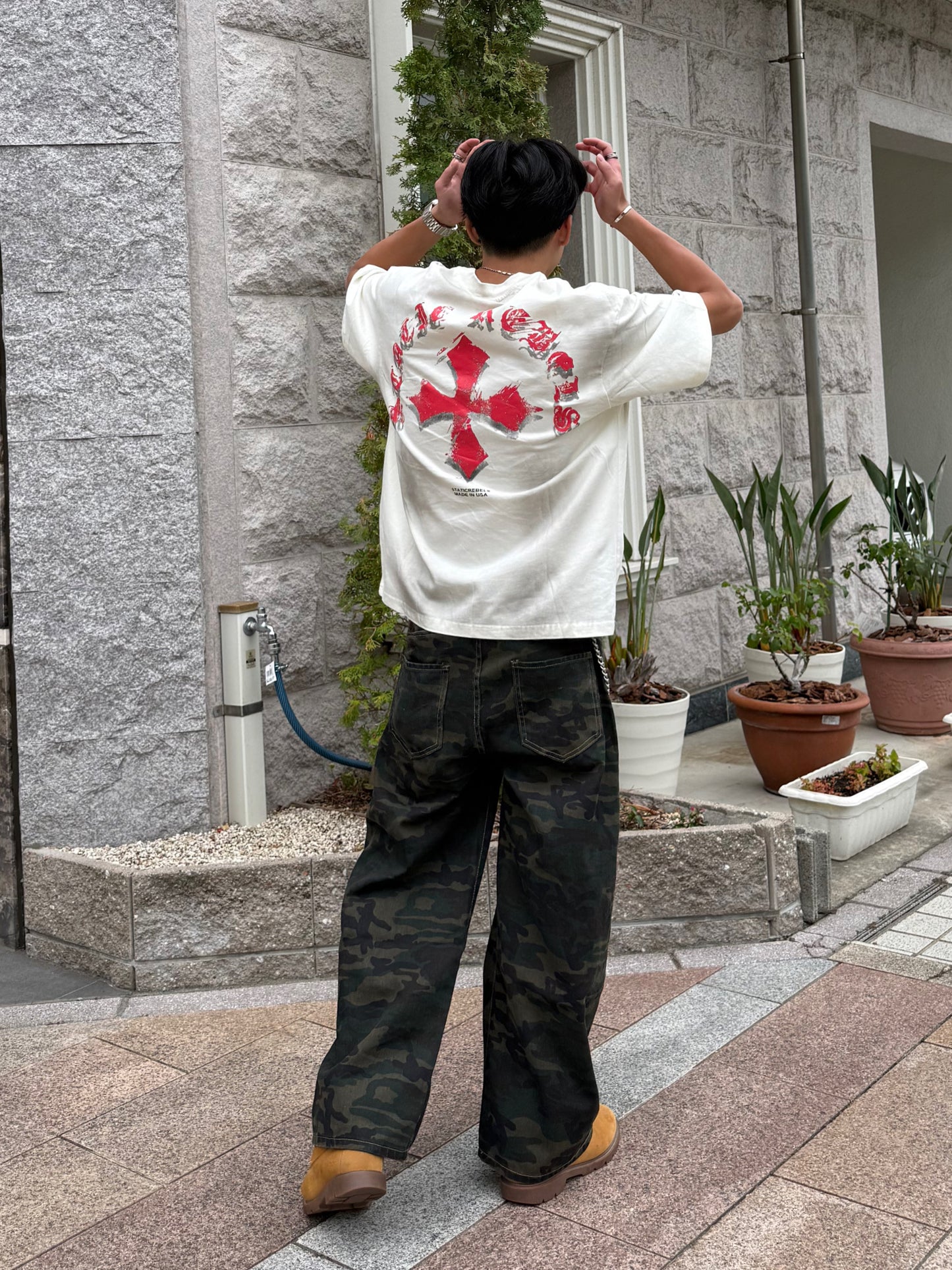 バックロゴペイントクロスTシャツ DPB90229