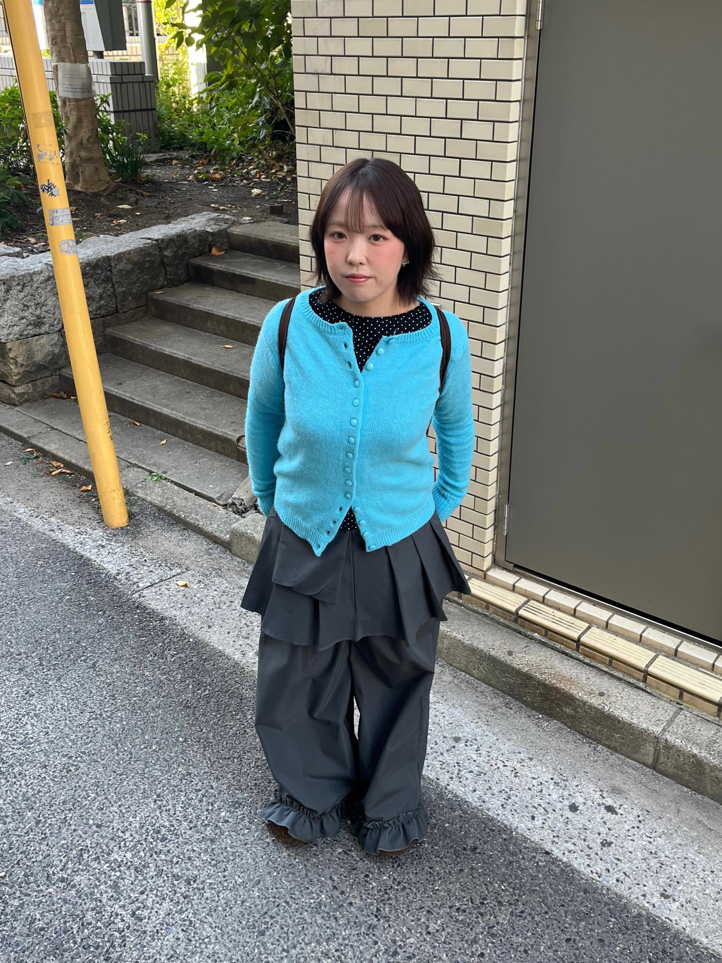 ブルーボタンカーディガン DPB97036