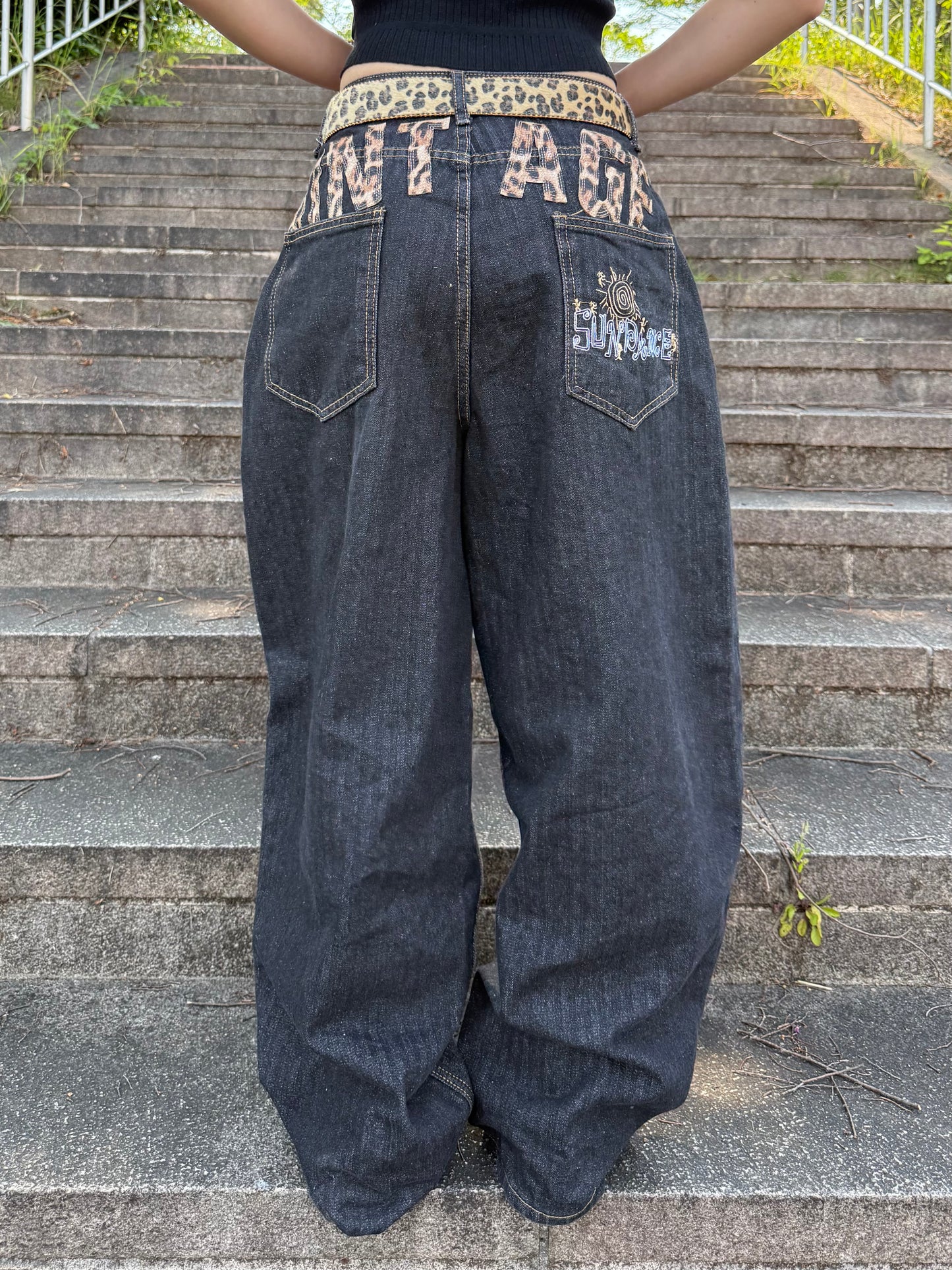 バックロゴストライプワイドパンツ DPB73629