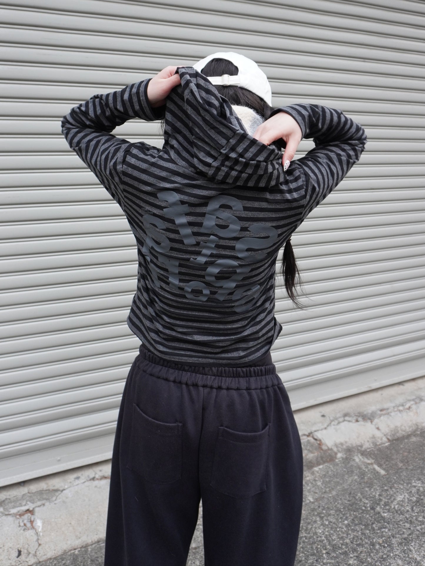 ボーダーグラフィックTシャツ DPB85081