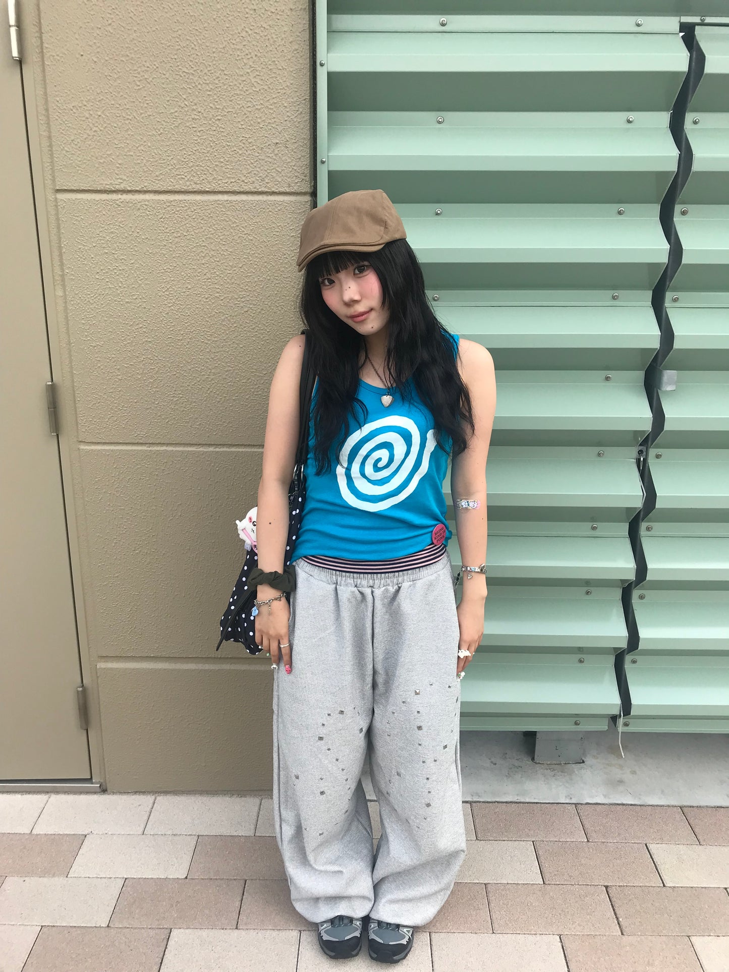 スタッズデザインロゴオーバースウェットパンツ DPB89285