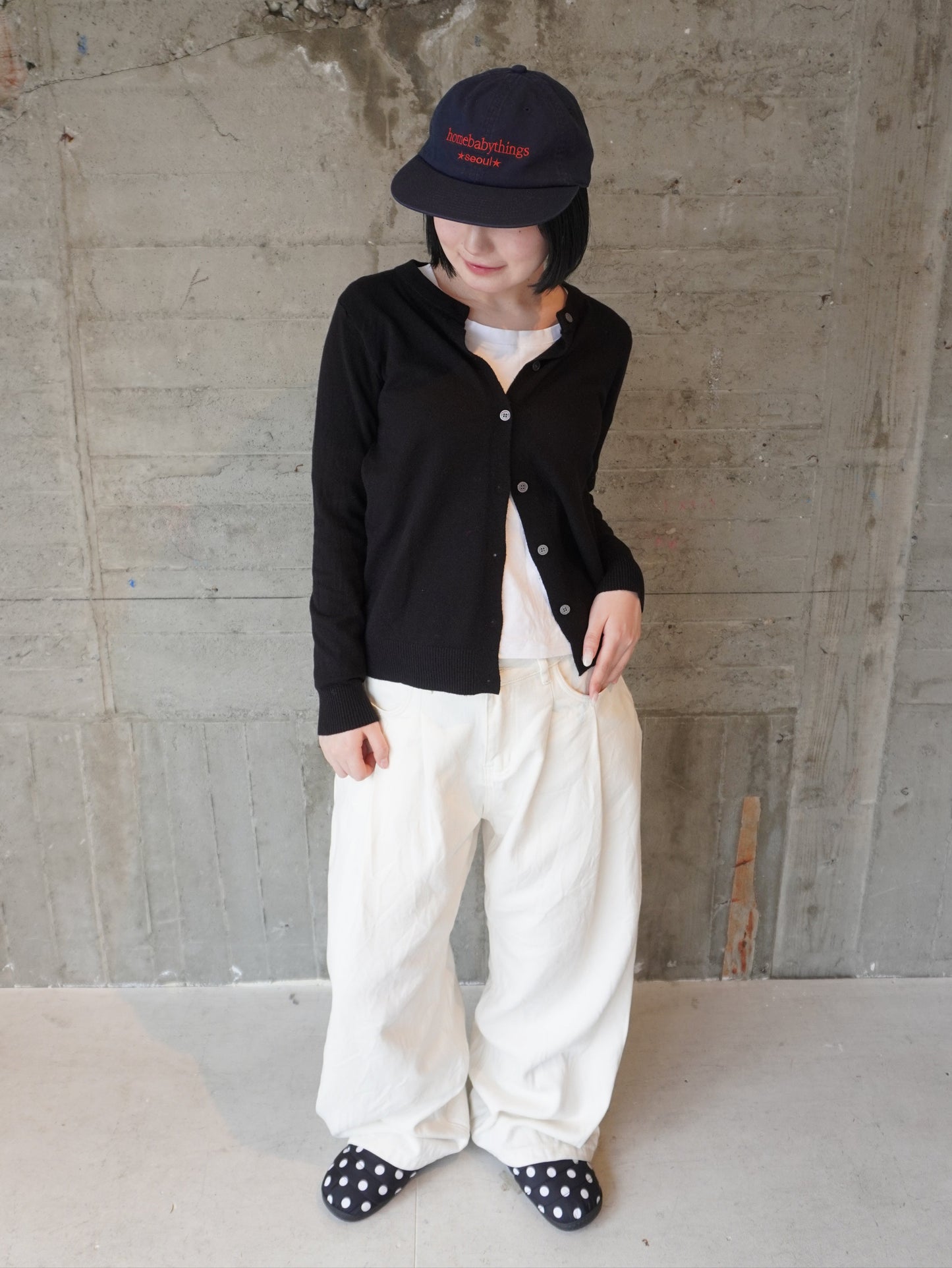 ホワイトワイドタックパンツ DPB85118