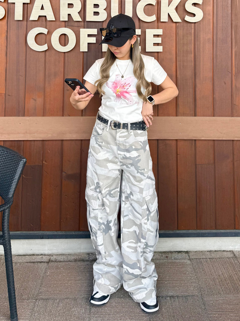 フローラルショートTシャツ DPB73625 – CRAMMY