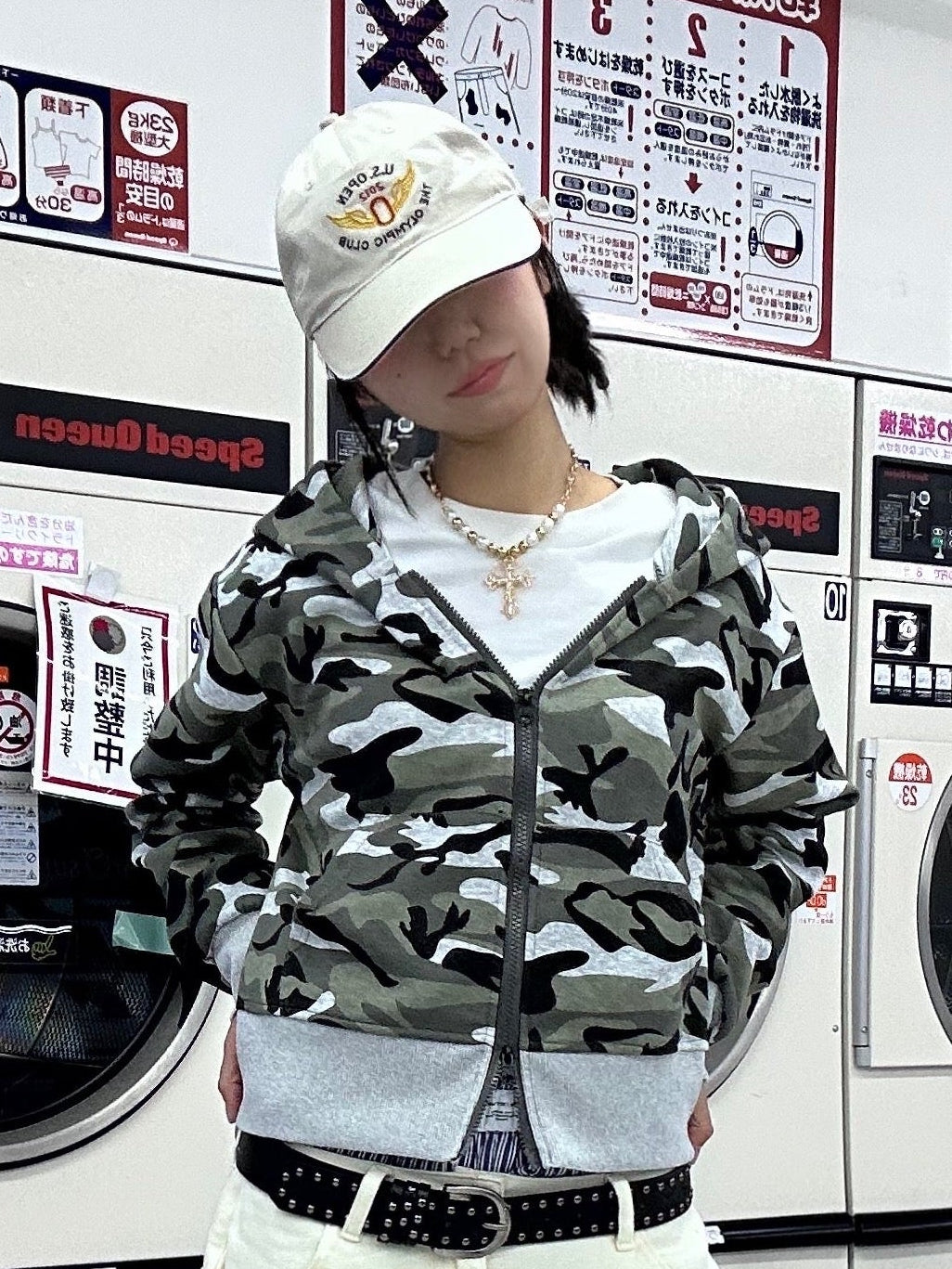 レディーストップス – CRAMMY