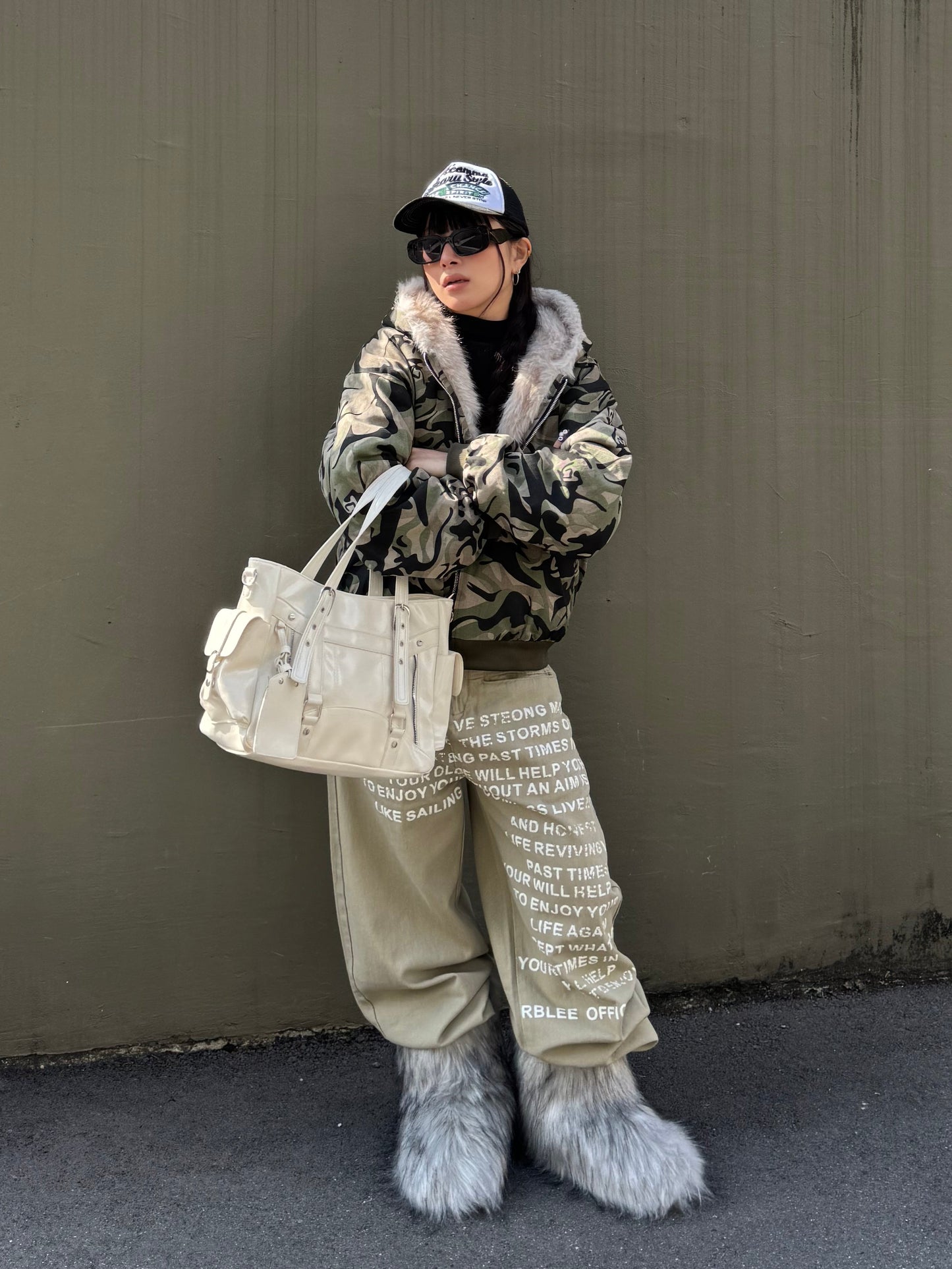 レタリングデザインパンツ DPB86149