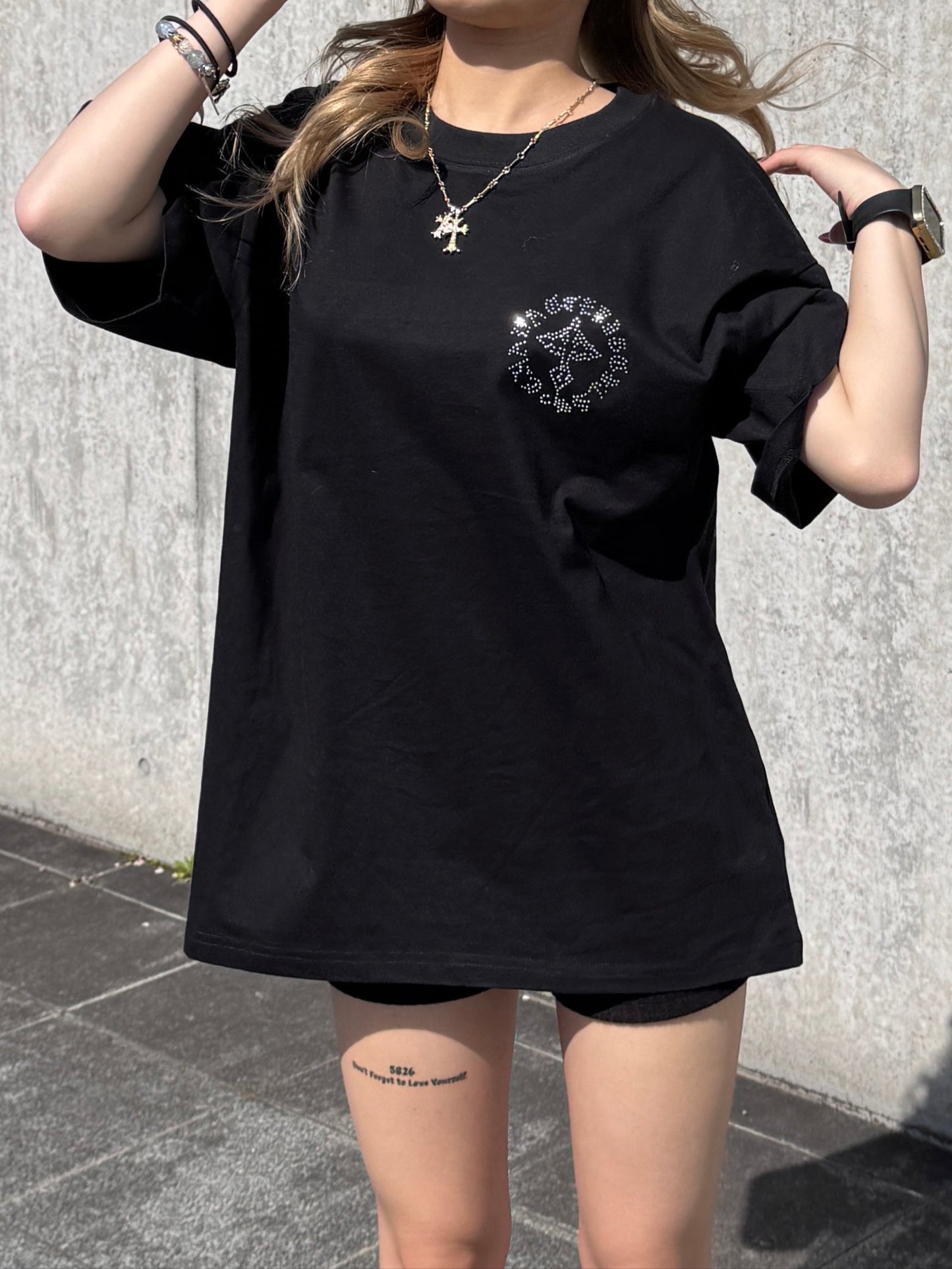 クロスモチーフストーンTシャツ DPB42362