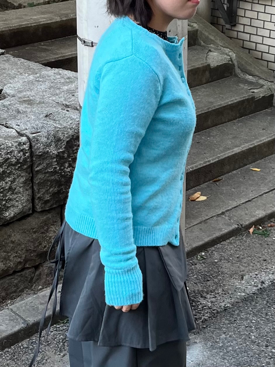 ブルーボタンカーディガン DPB97036