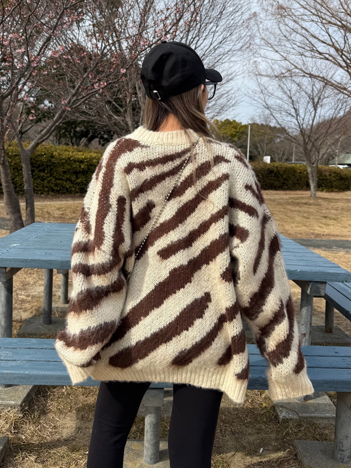 【即納】オーバーゼブラニット DPB73533S