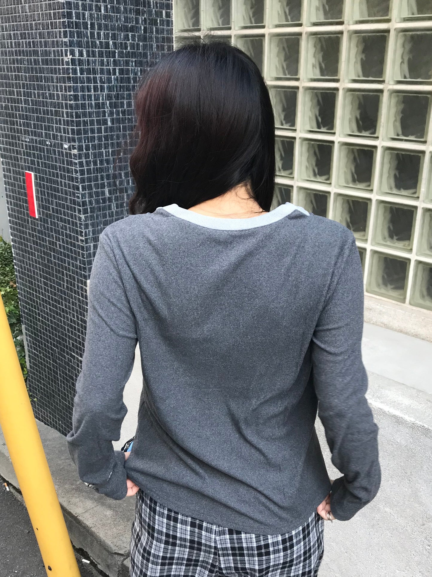 ダークグレーレイヤードトップス DPB89194