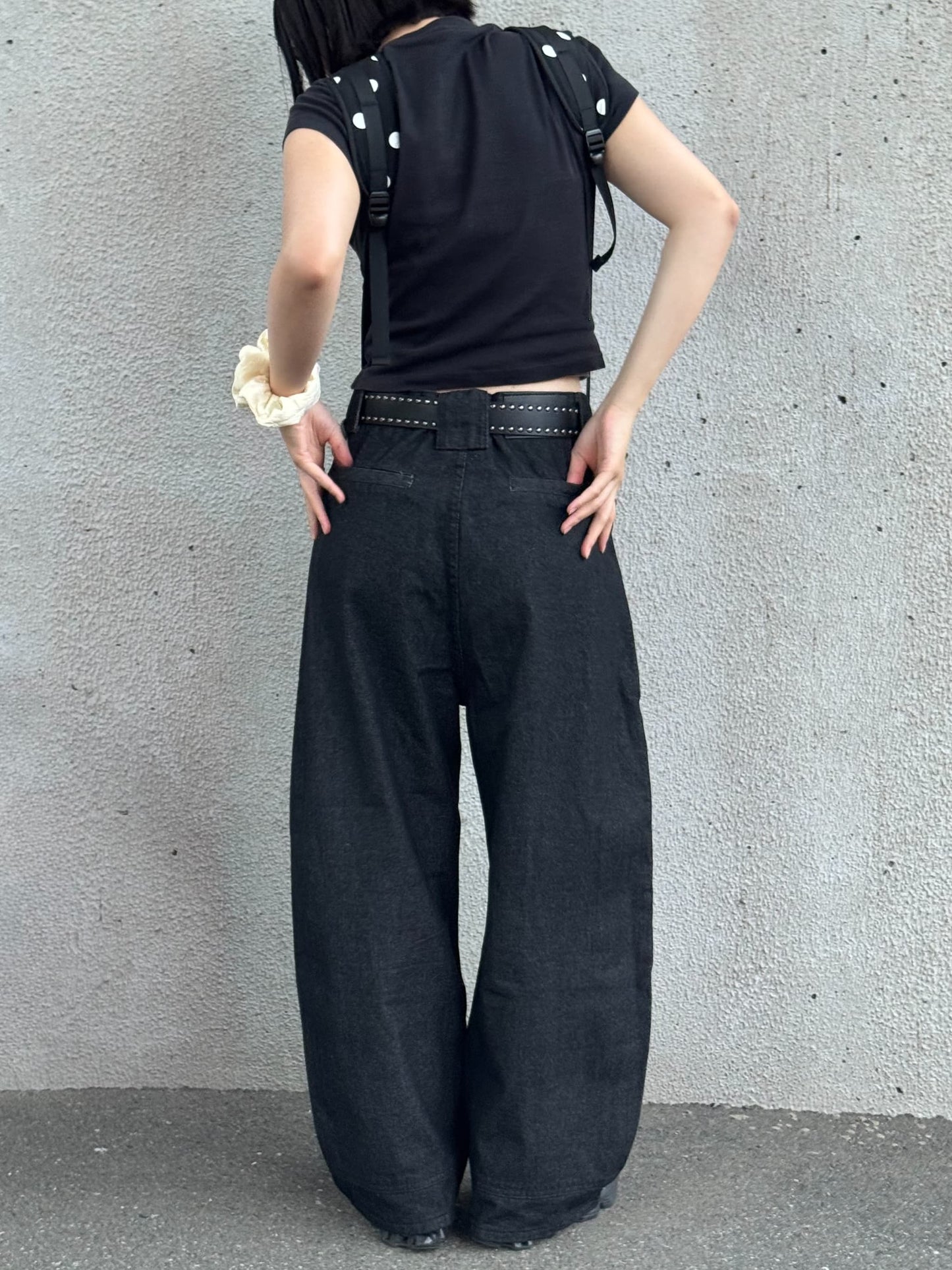 ブラックバギーデニムパンツ DPB93125