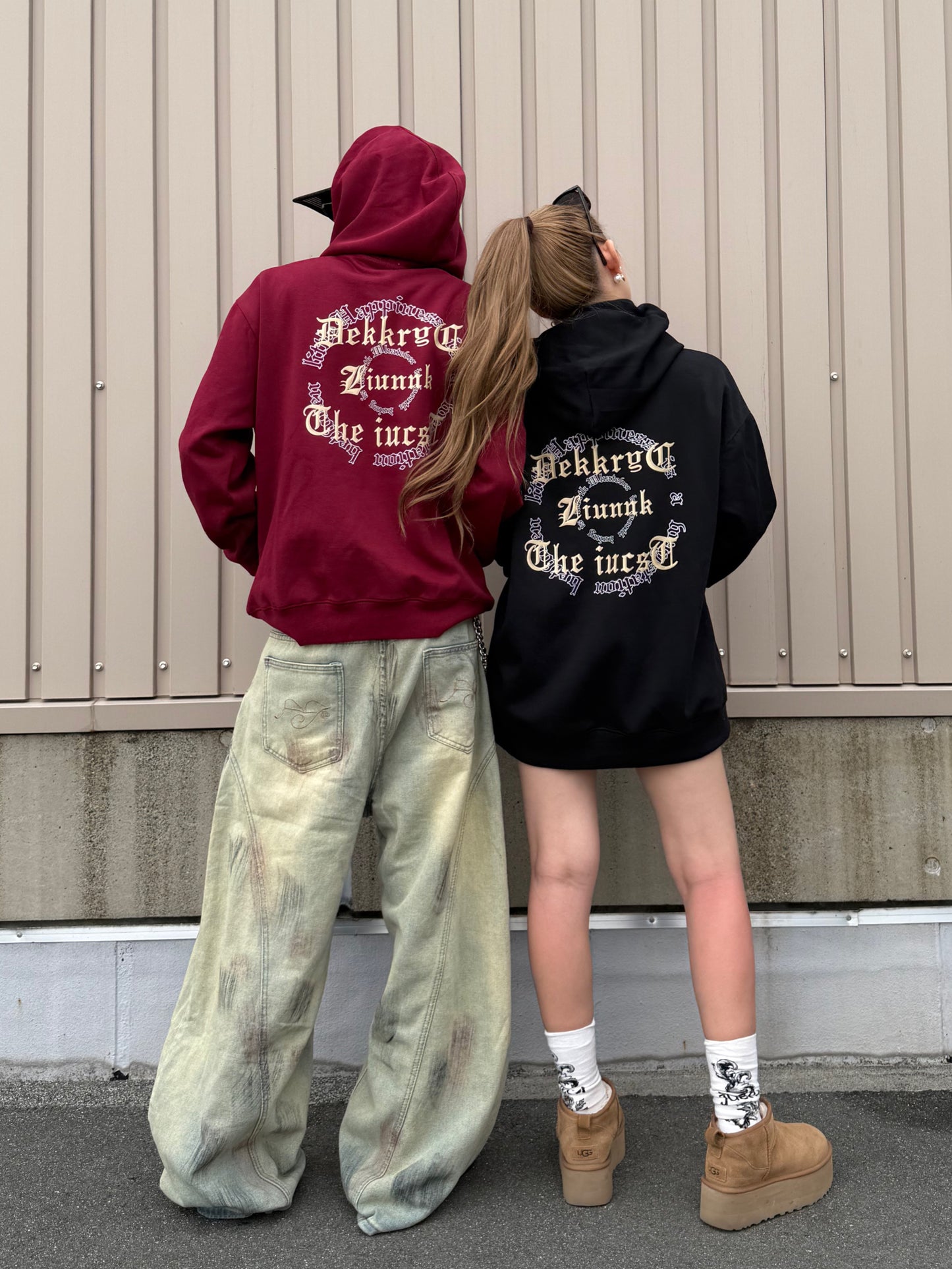 ゴシックレタリングパーカー DPB90038