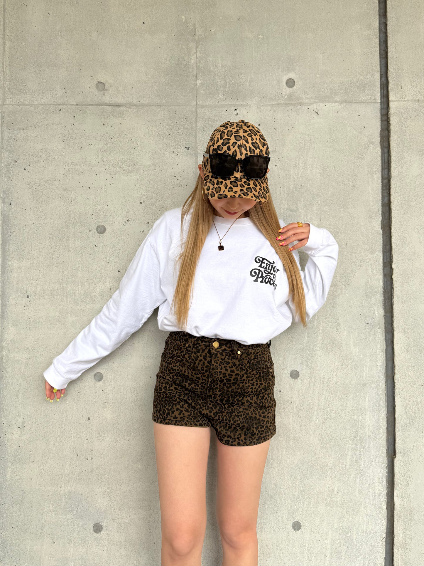 ユニセックスロゴロングスリーブTシャツ DPB73254
