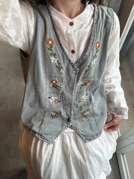 フラワー刺繍デニムベスト DPC03018