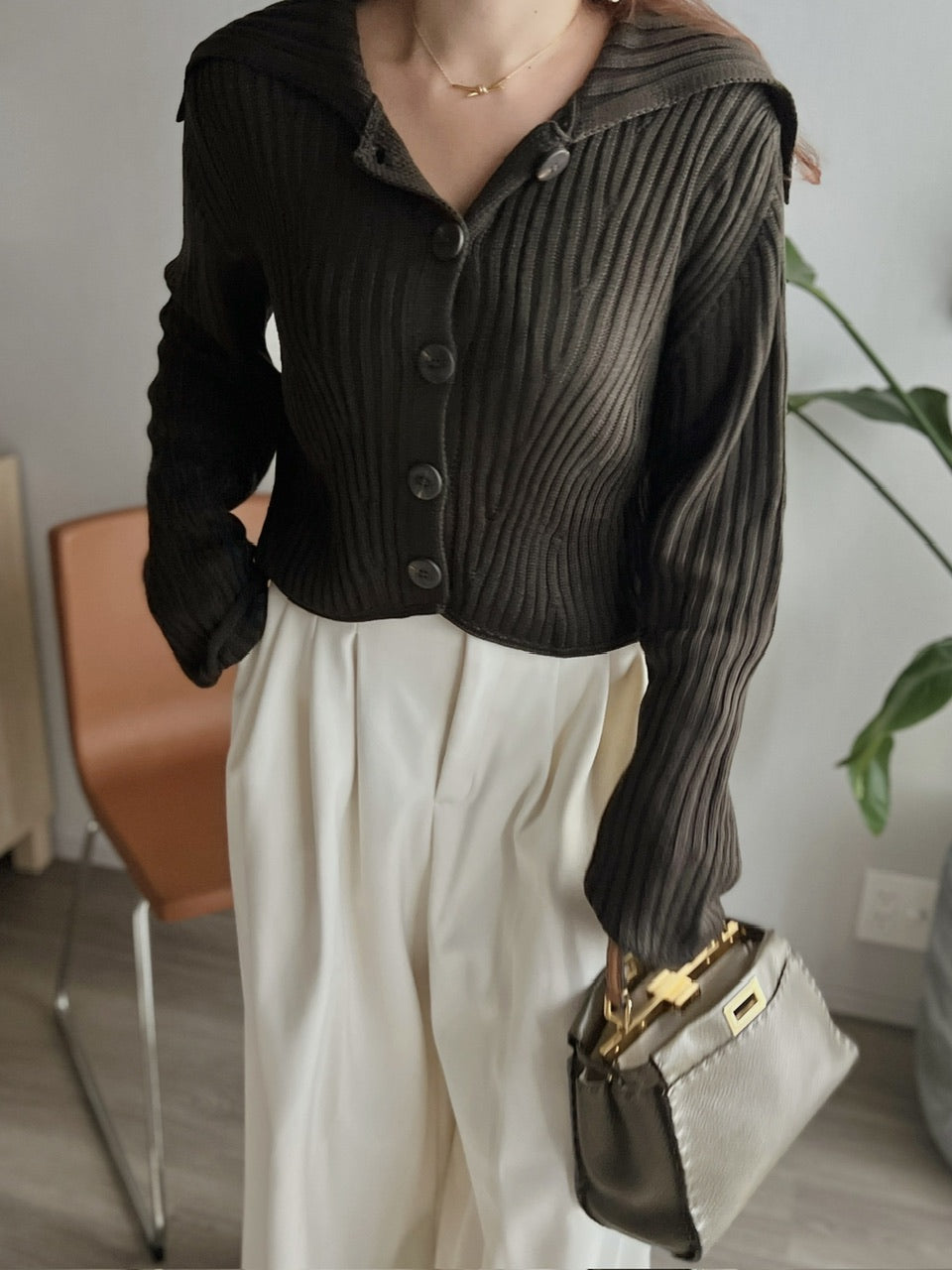 リブボタンニットトップス DPB56340