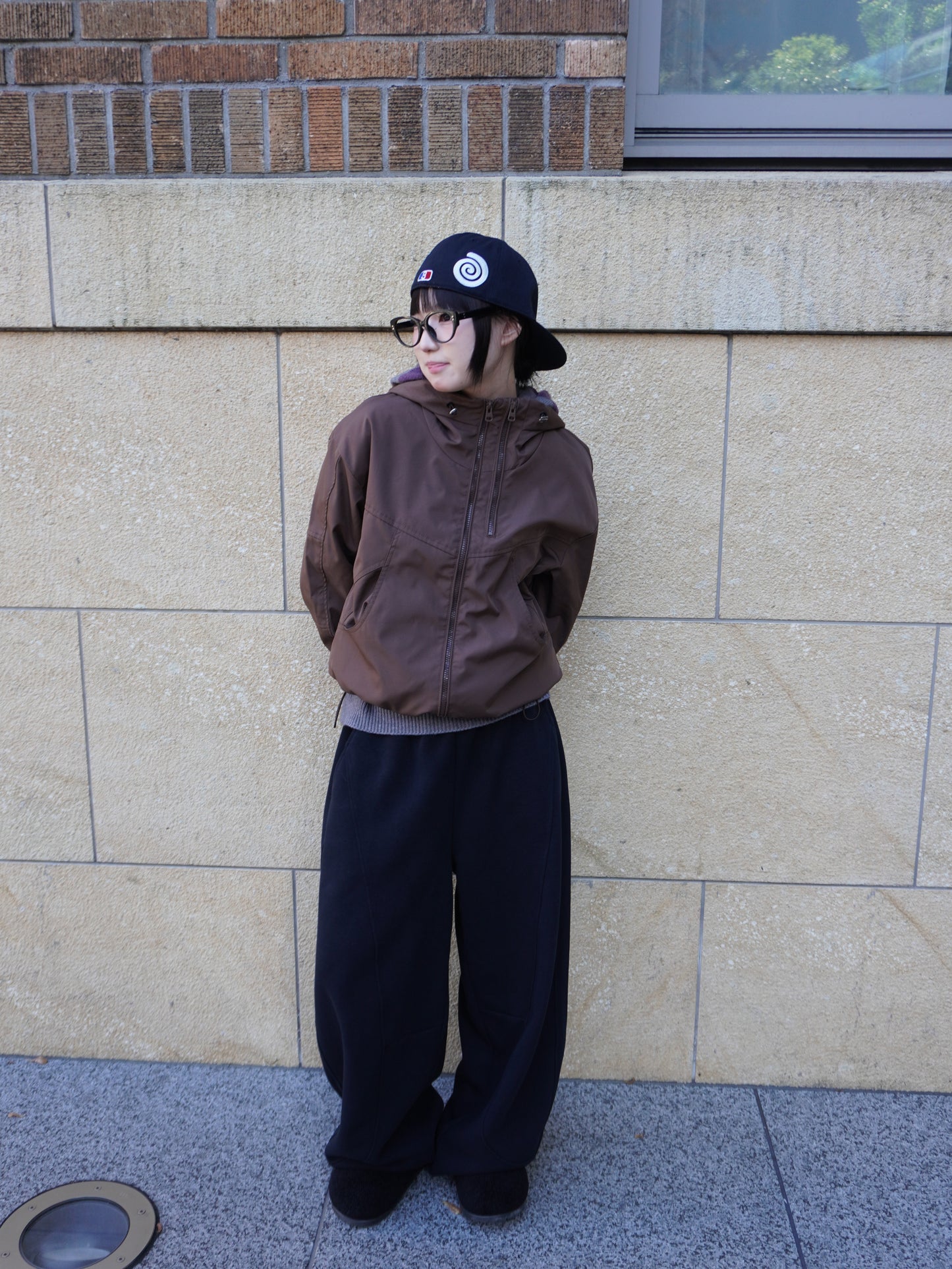 ブラウンナイロンパーカー DPB85371