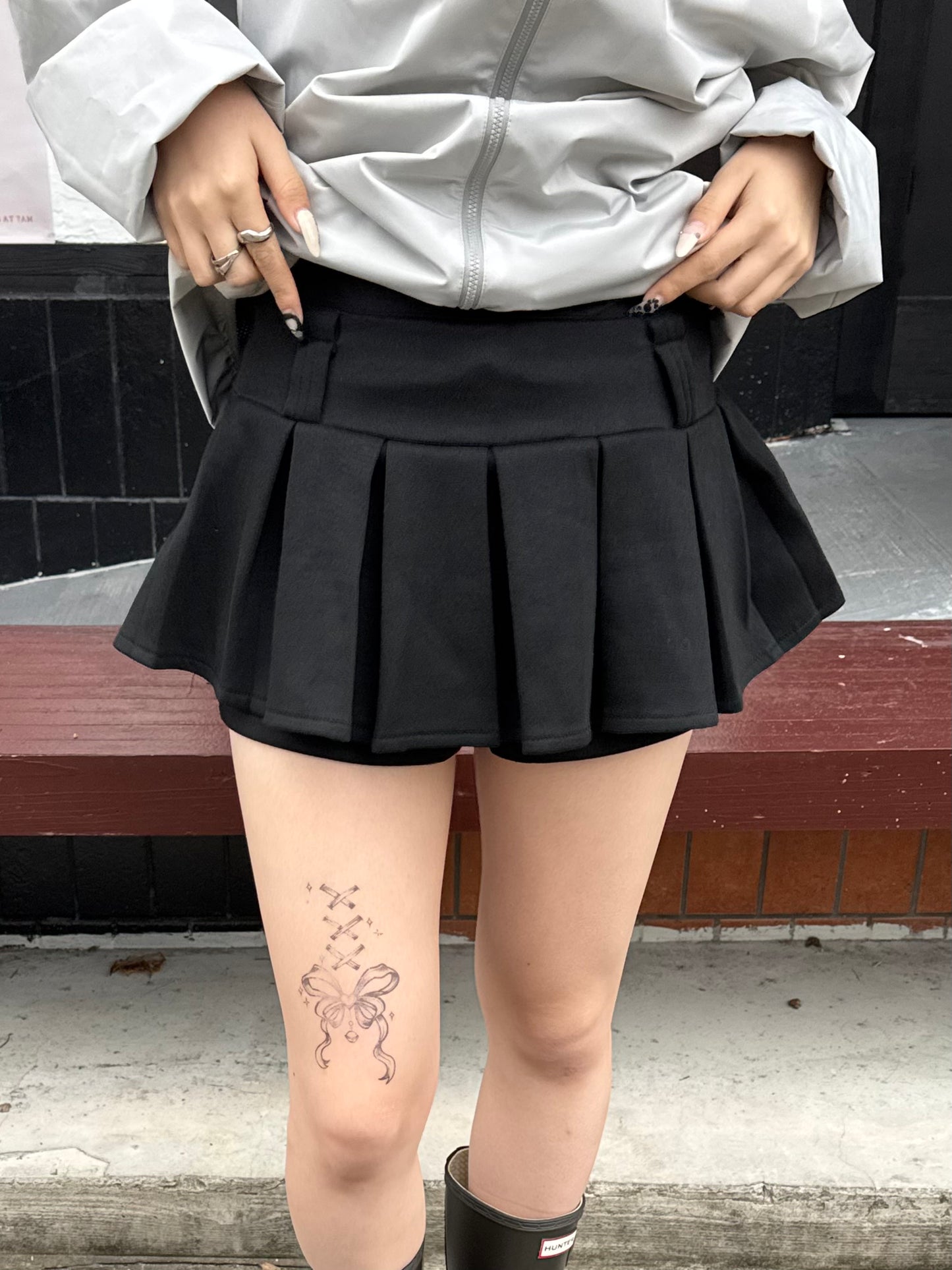 プリーツショートスカートパンツ DPB85355