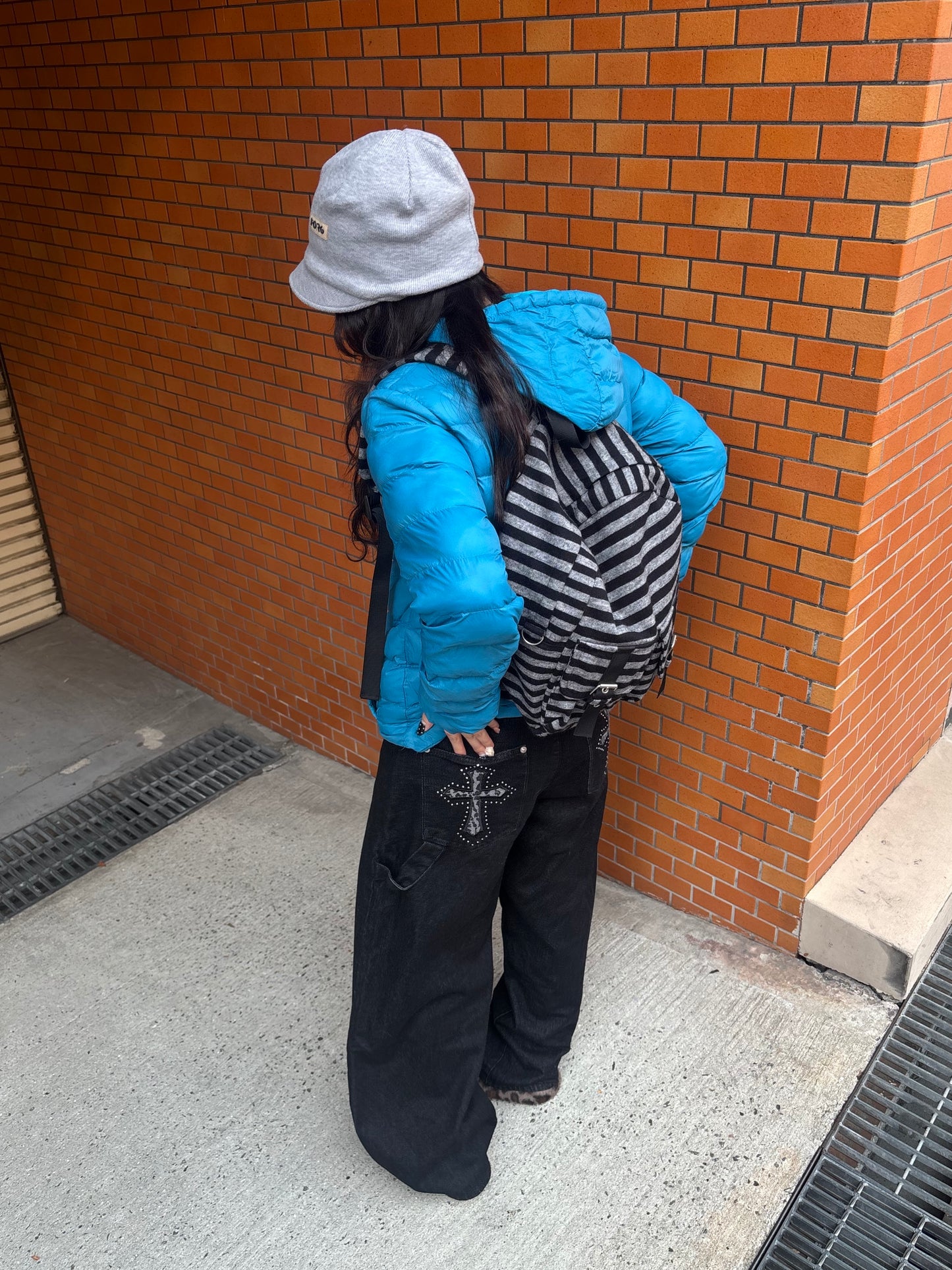 バッククロスオーバーデニムパンツ DPB89147